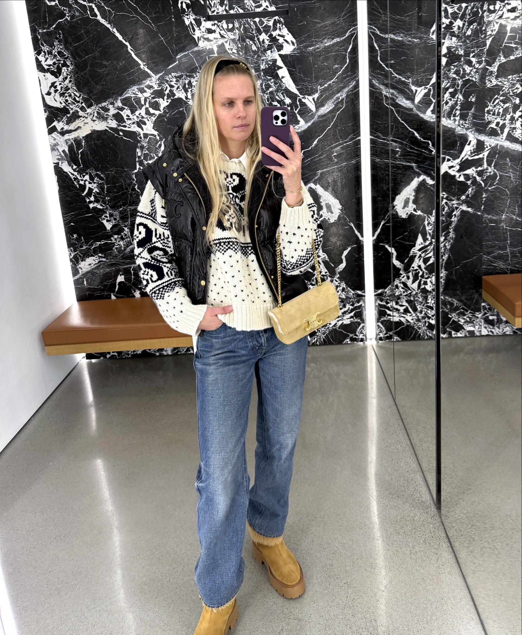 An other puffer jacket that is also a vest.
CELINE 2025 Spring Part 1 collection
Now available in-store
#celine #ootd #celinesweater #celinejacket #celinebag

#LTKSeasonal #LTKTravel