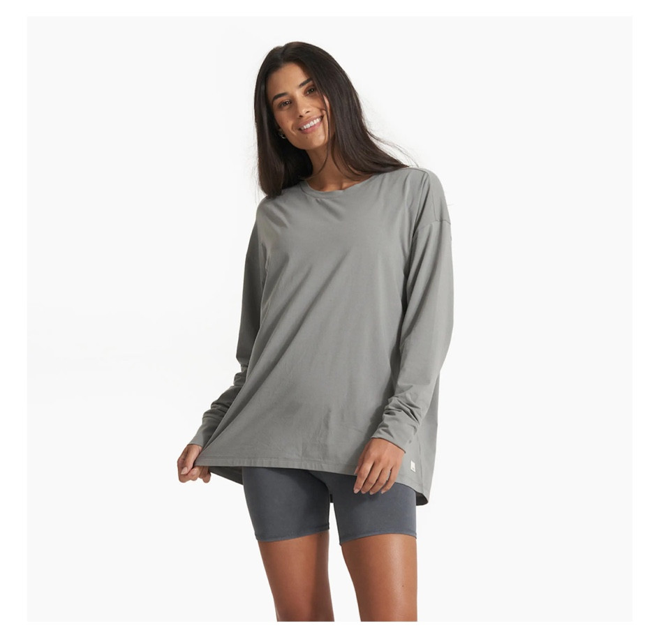 I love this too! So cute with biker shorts! 