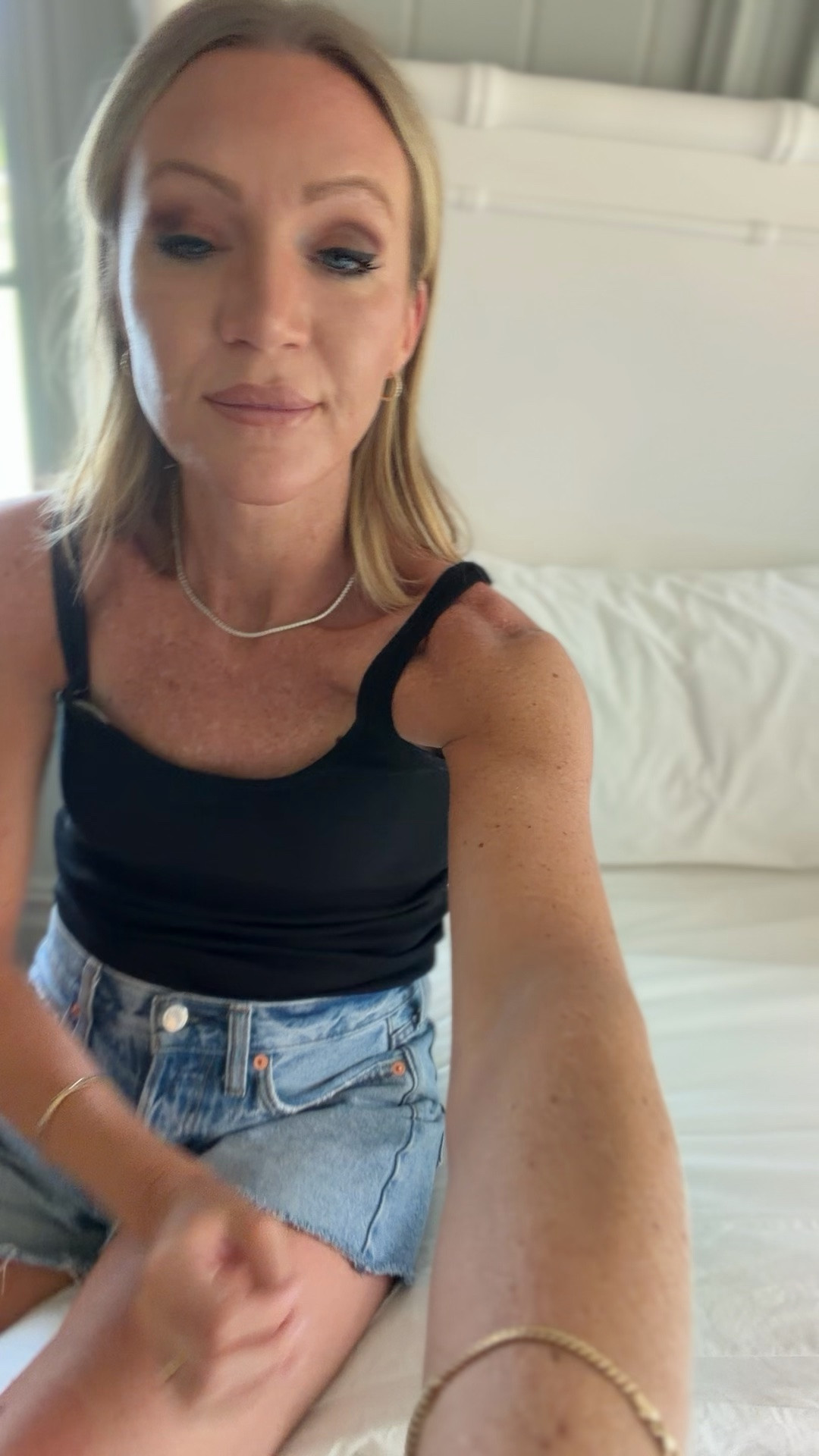 Brooklinen Labor Day sale starts now! 25% off site wide and up to 50% off bundles! Included in the sale is the luxe sateen set and duvet cover 🎉 over 150k five star reviews don’t lie! #brooklinenpartner @brooklinen