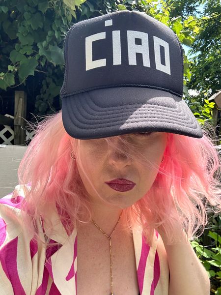 I’m wearing this hat a lot lately so I thought it deserved a post! 
#clarev 
#hat
#truckerhat
#ciao
#summerhat



#LTKU #LTKStyleTip #LTKFindsUnder100