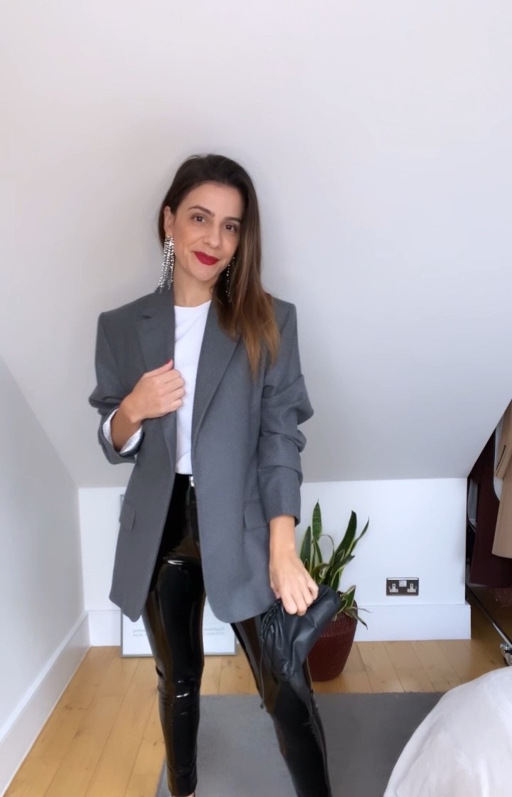 Versatile pieces, versatile outfits