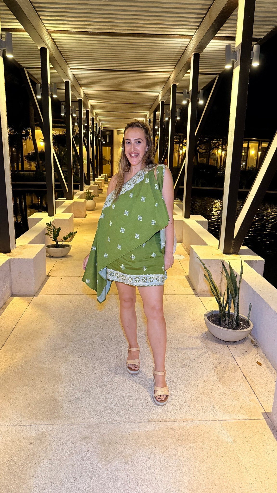 One of my fav looks! I’m wearing a medium. It’s lightweight and so comfortable !

#LTKSeasonal #LTKOver40 #LTKTravel