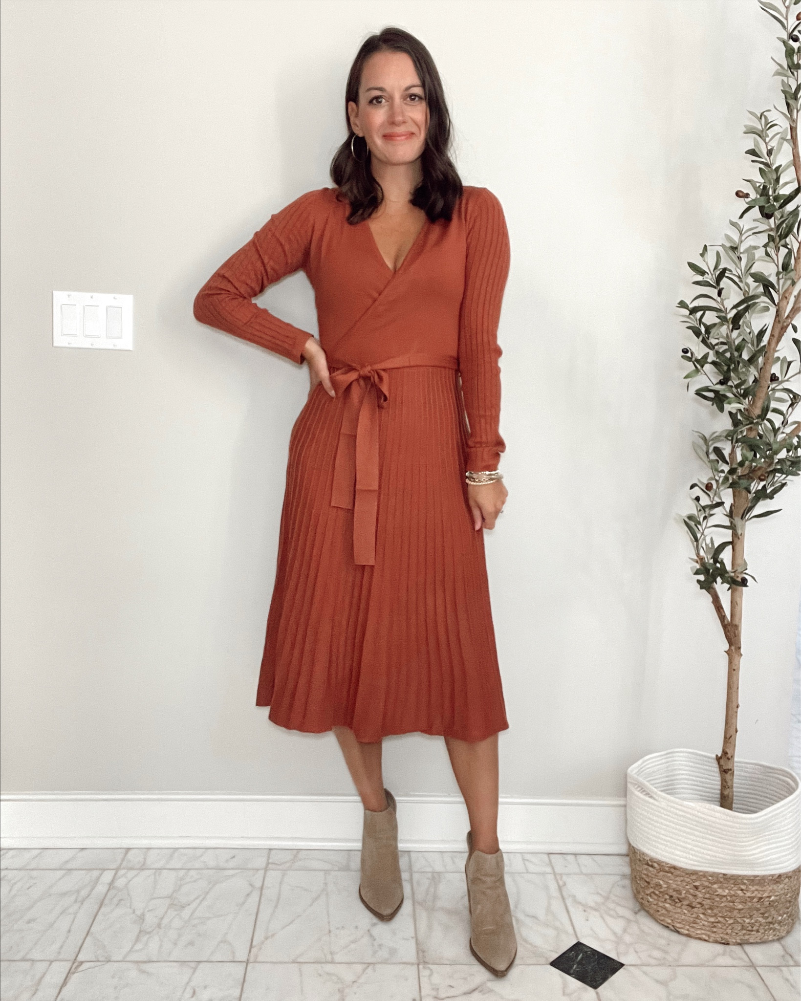 Fall family photo dress - fall wedding guest dress (runs true to size to small - wearing a small) 

#LTKunder50 #LTKwedding #LTKSeasonal