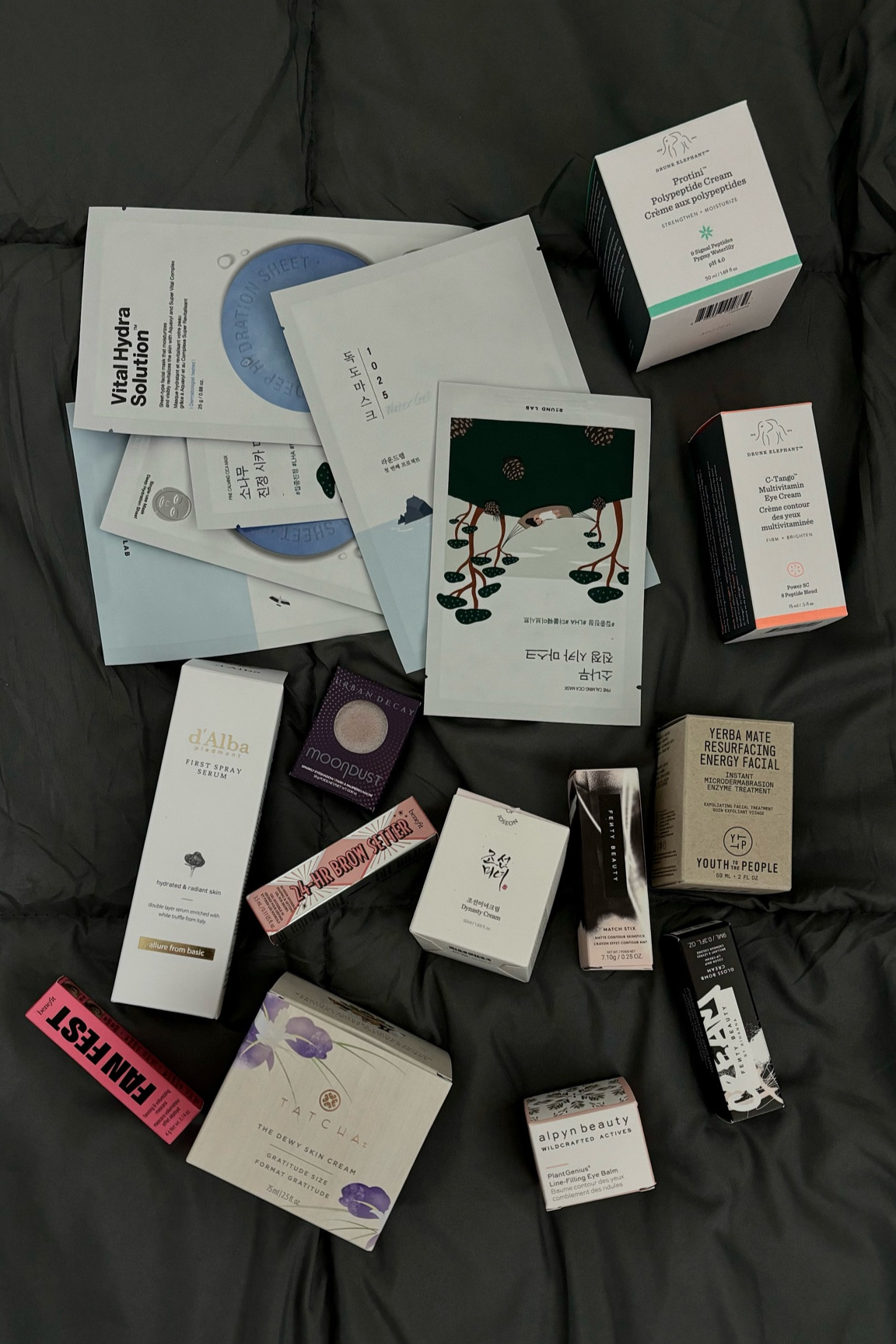 Sephora haul 🔥
Guess which products are not from #sephora )
#makeupproducts


#LTKHoliday #LTKSeasonal #LTKBeauty