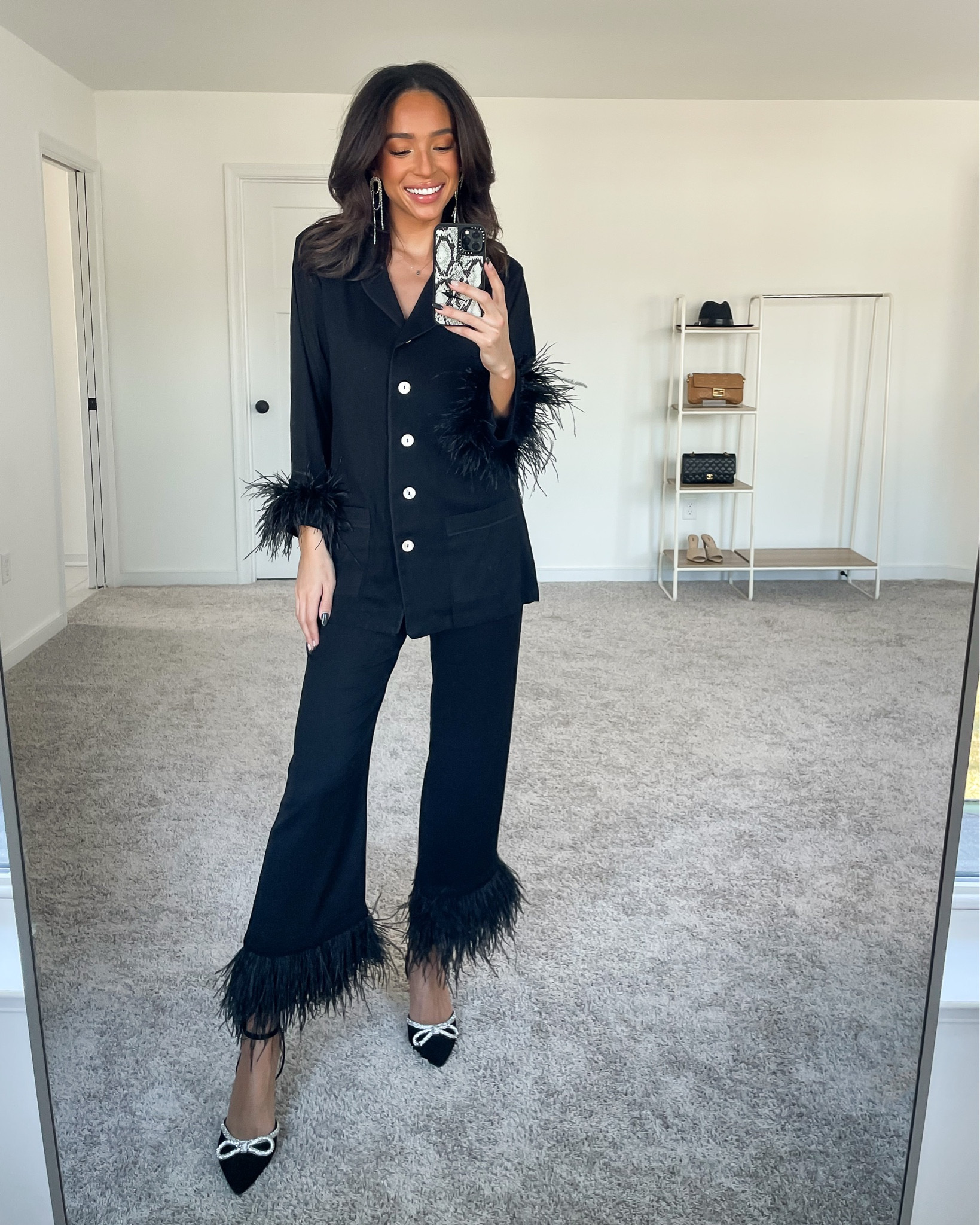 Size S black feather pajamas for New Years eve at home







NYE outfit, NYE at home, feather pjs

#LTKHoliday #LTKFind #LTKstyletip