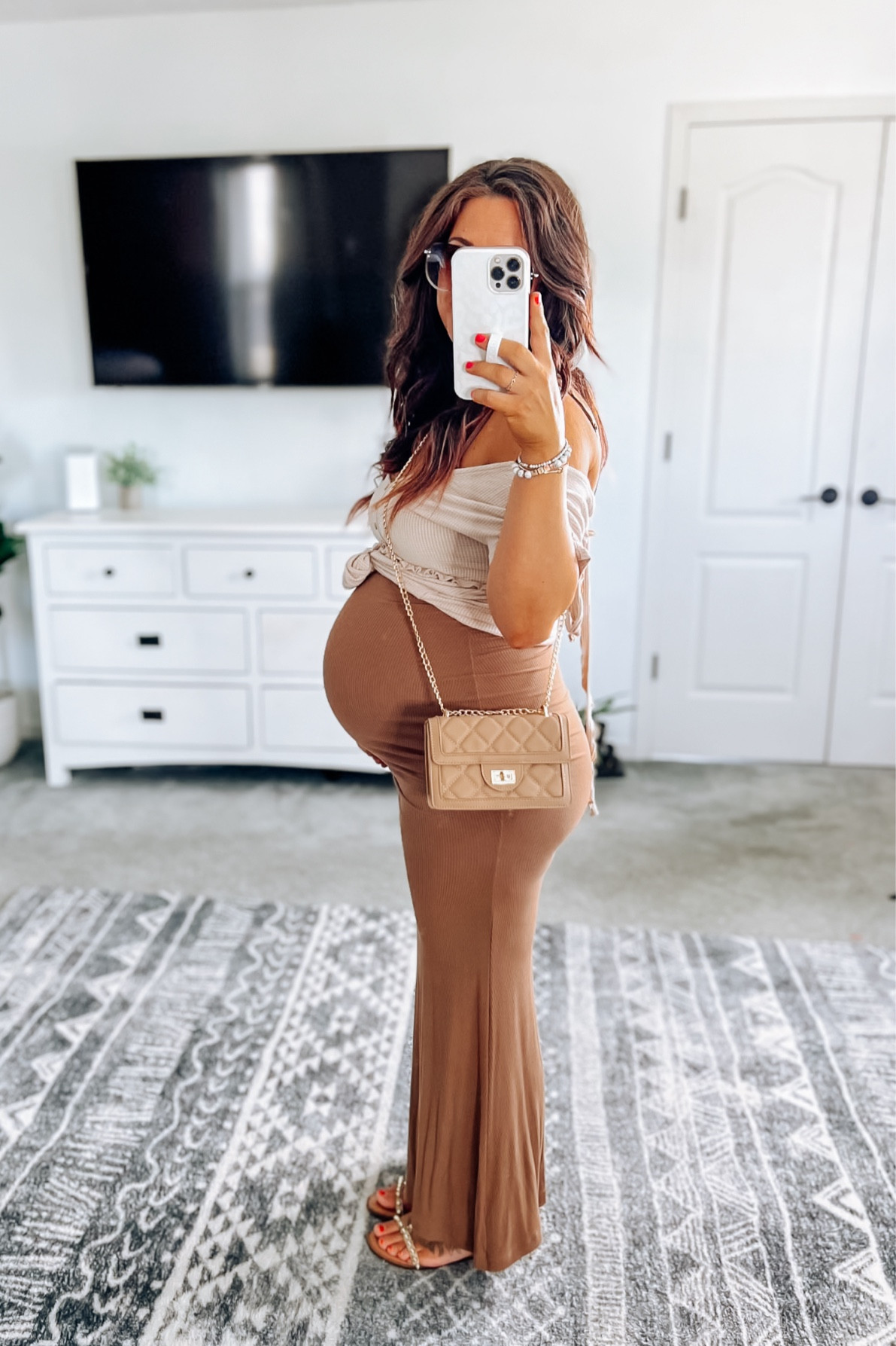 A stretchy maxi dress is the perfect non maternity bump friendly option for now and into Fall! Love this one! Also works with a graphic tee & sneakers 👌 

#LTKStyleTip #LTKBump #LTKFindsUnder50