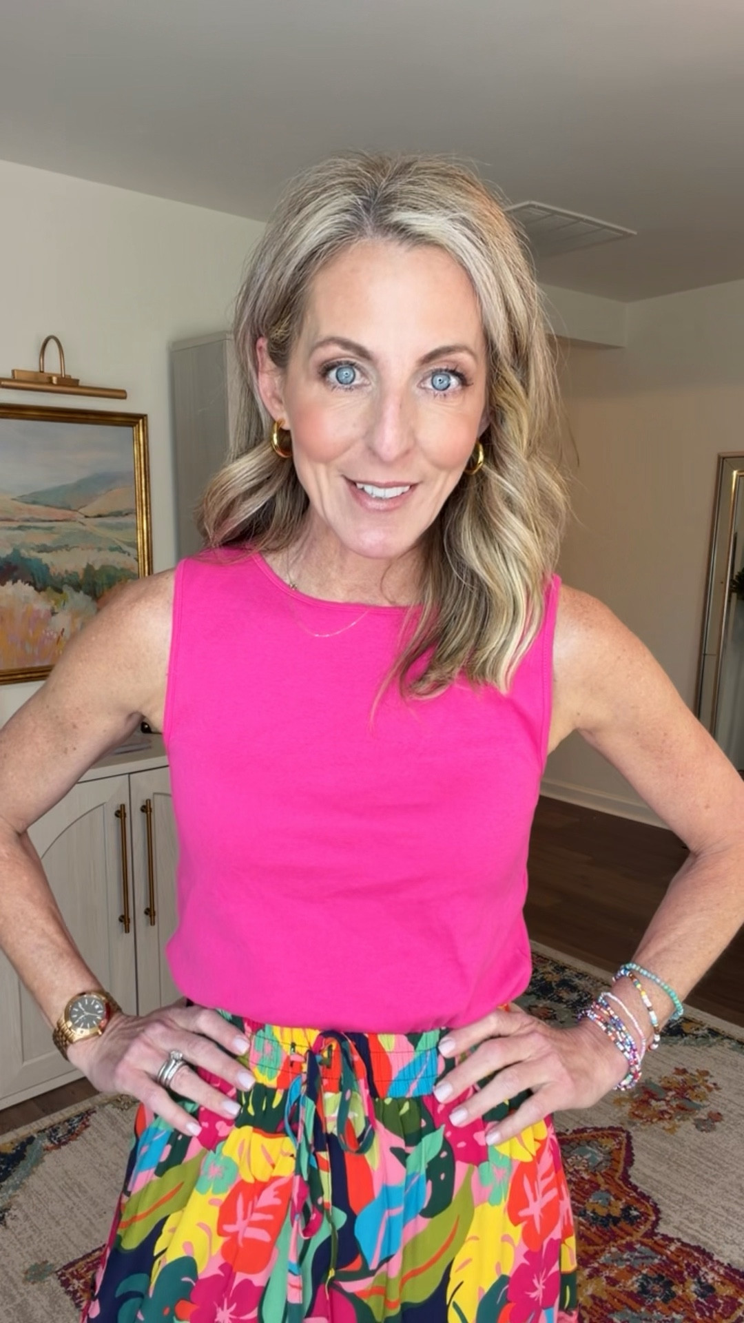 One of my favorite things to purchase off of Amazon is there long floaty skirts in this Boho Maxi skirt did not disappoint comes in so many color options truly the tropical print is so stunning… wearing a size small