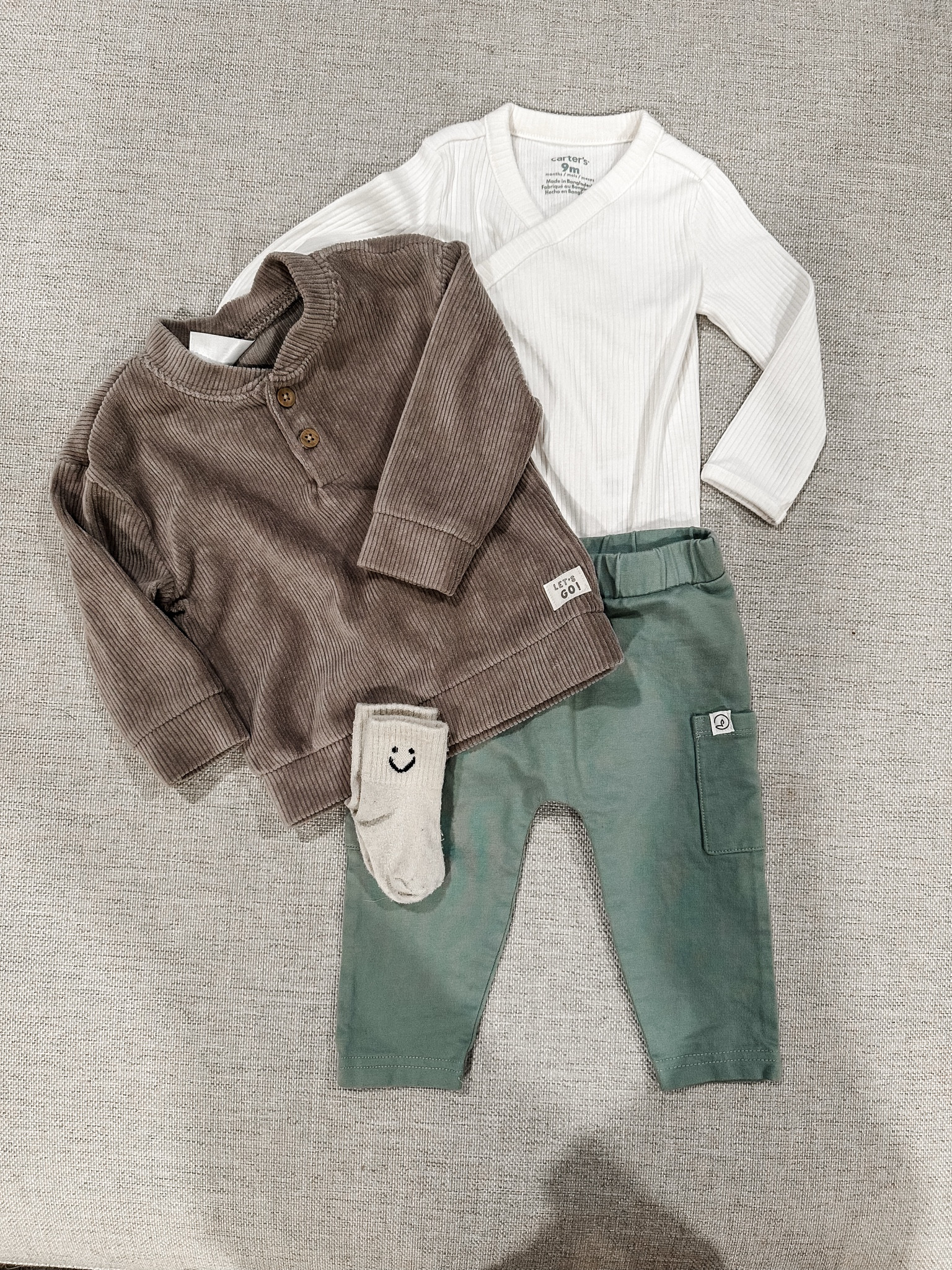 The cutest outfit from Carters for our little boy and it’s all on sale now!

#LTKSaleAlert #LTKGiftGuide #LTKBaby