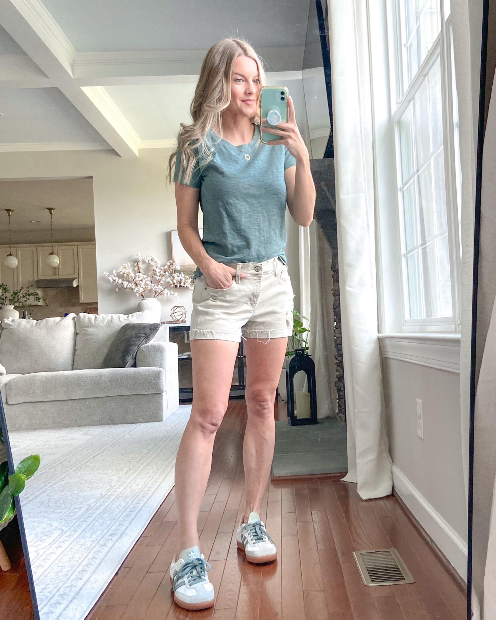 J. Crew Factory
Pretty green basic tee 🤩

#softautumn

#LTKstyletip #LTKfindsunder50