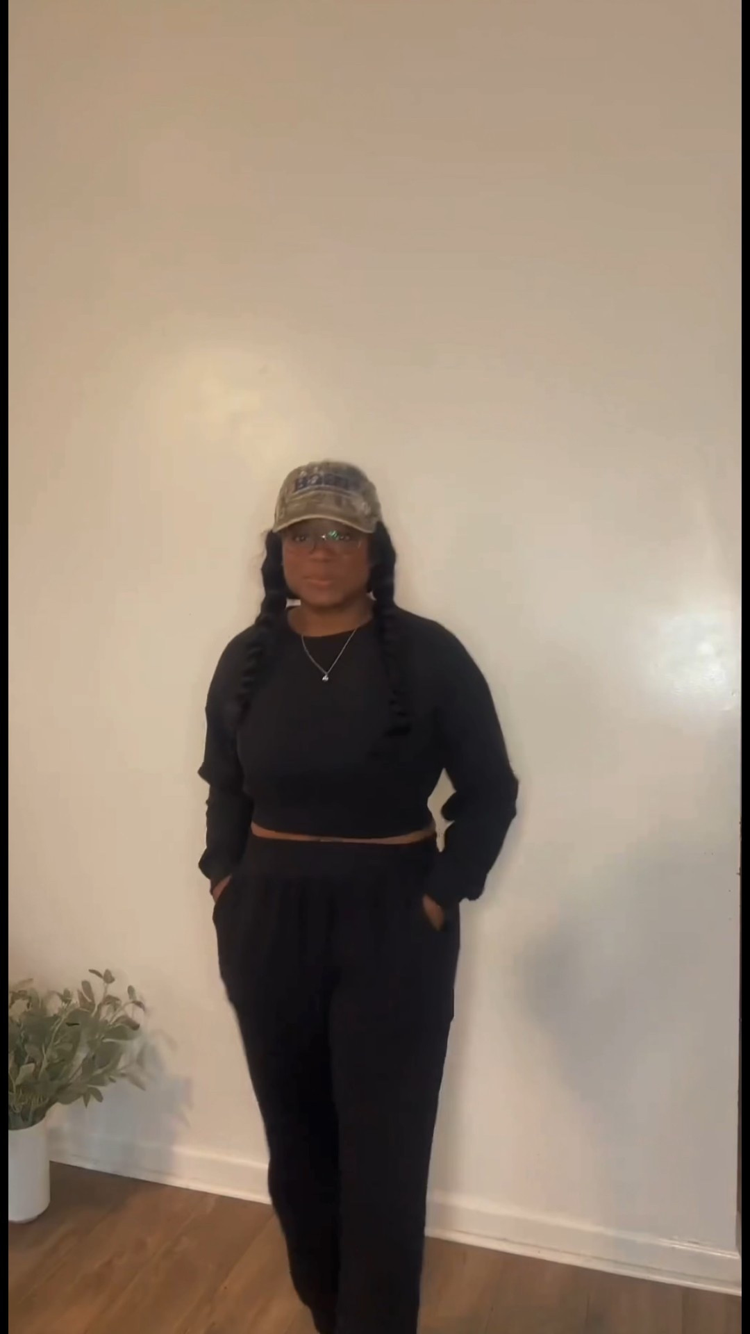 The perfect weekend uniform. 🧢 Since my original set is no longer available, I’ve linked everything you need to recreate this look below!
• Cropped knit set (so soft!)
• Cloud-like slides ☁️
• The essential baseball hat #LTKlookalikes #recreatethelook #matchingouterwear #streetstyle #cozyvibes #capsulewardrobe #athleisure #LTKunder50 #amazonfinds
Shop the look at the link in my bio or on the LTK app!

#LTKOver40 #LTKmomlife #LTKootd