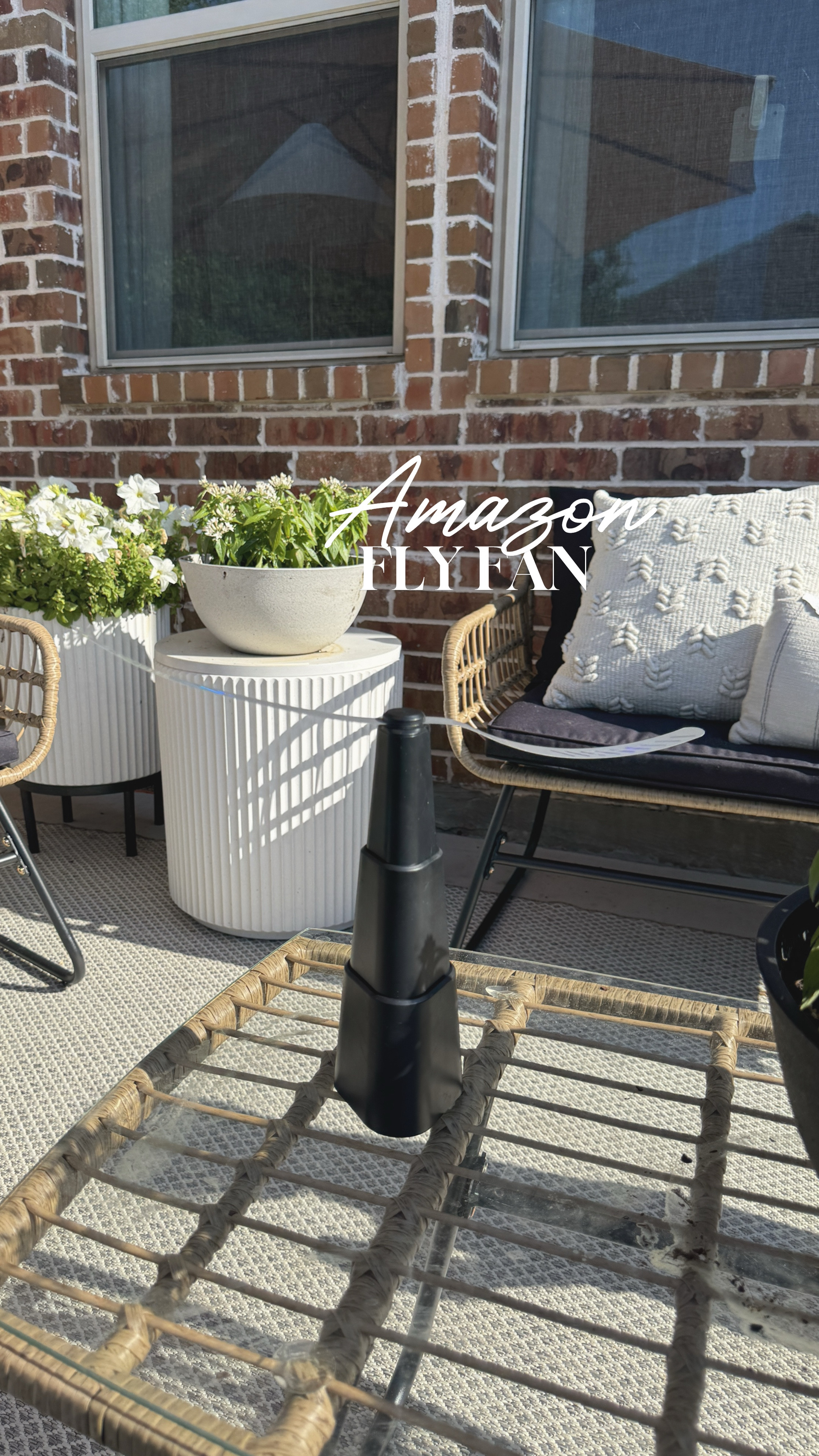 Fly fans🪰👌🏼 these actually work! 

#LTKFamily #LTKFindsUnder50 #LTKSeasonal