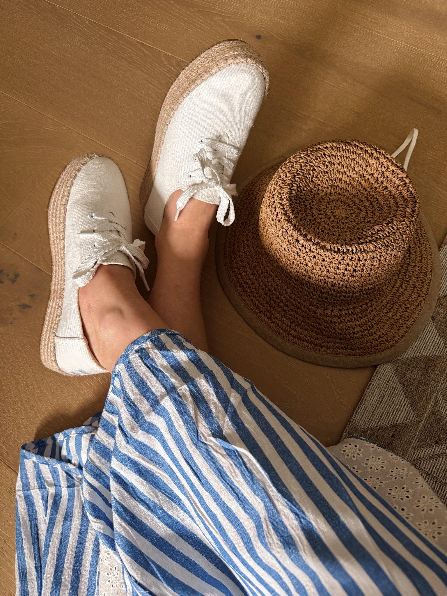 Favorite white spring/summer sneakers are 25% off right now! Code SPRINGON25

#LTKSaleAlert #LTKSeasonal #LTKootd