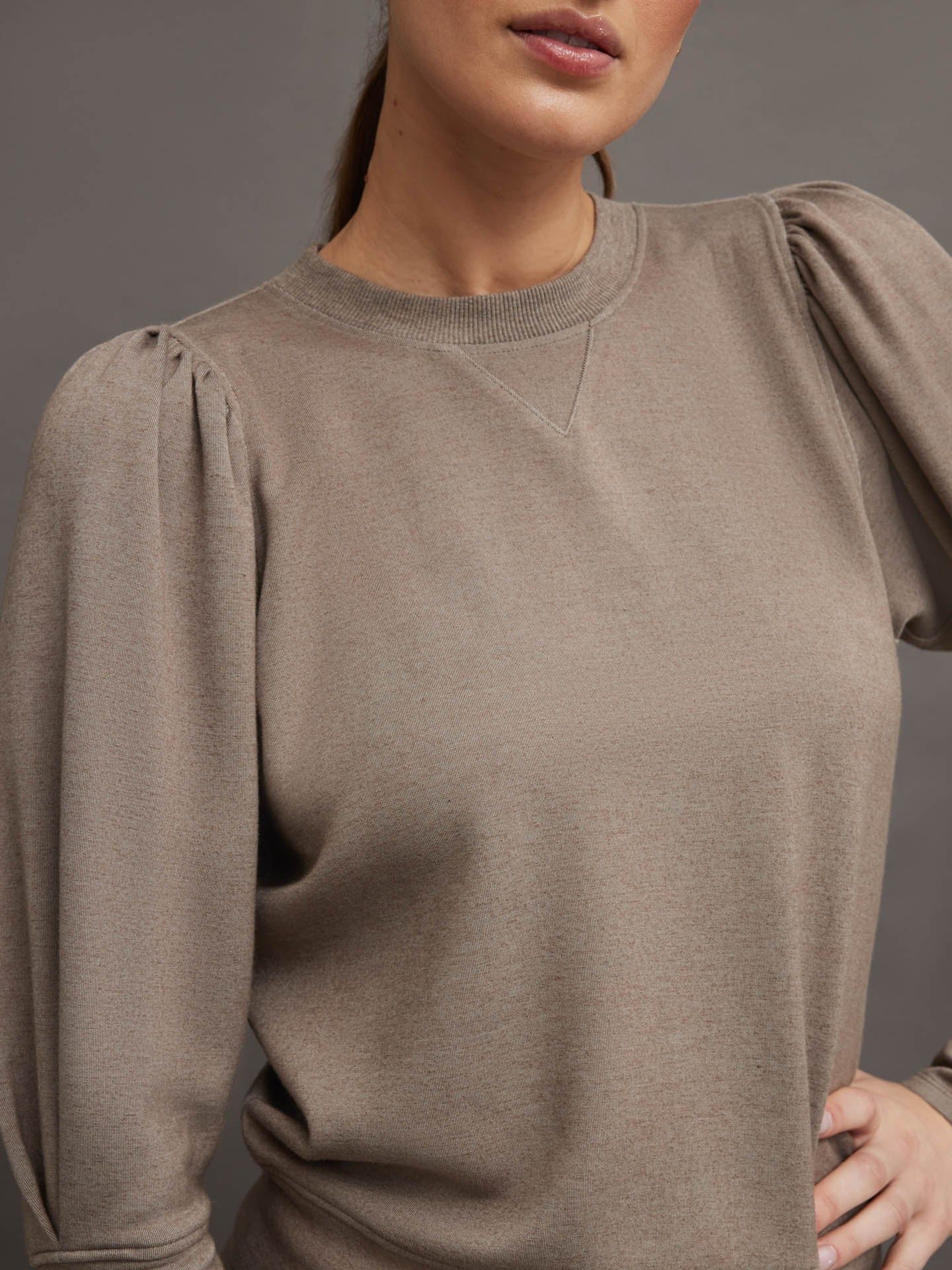 INTERLOCK PUFF SLEEVE CREW - CORIANDER HEATHER | Carbon38