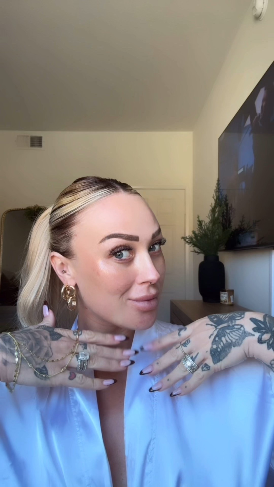 10 minute easy makeup routine 💄

#LTKgrwm #LTKBeauty #LTKmorningroutine