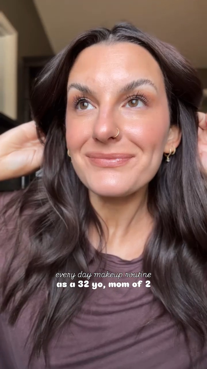 The routine nobody asked for, but I’m obsessed with my make-up routine right now so I simply could not resist. Getting ready every day helps me feel a bit more human. I don’t know, but something about pouring into your own cup for just 15-30 minutes a day does something to put a lil pep in your step (if life allows it). 💖 Anyways, happy you’re here love ya mean it bye. 

#momsoftiktok #momsofig #momsofinstagram #momsofinsta #momvlog #sahm #momofboys #mommakeup #makeupoftheday #makeuproutine #momgrwm #grwm #grwmmakeup #grwmreel