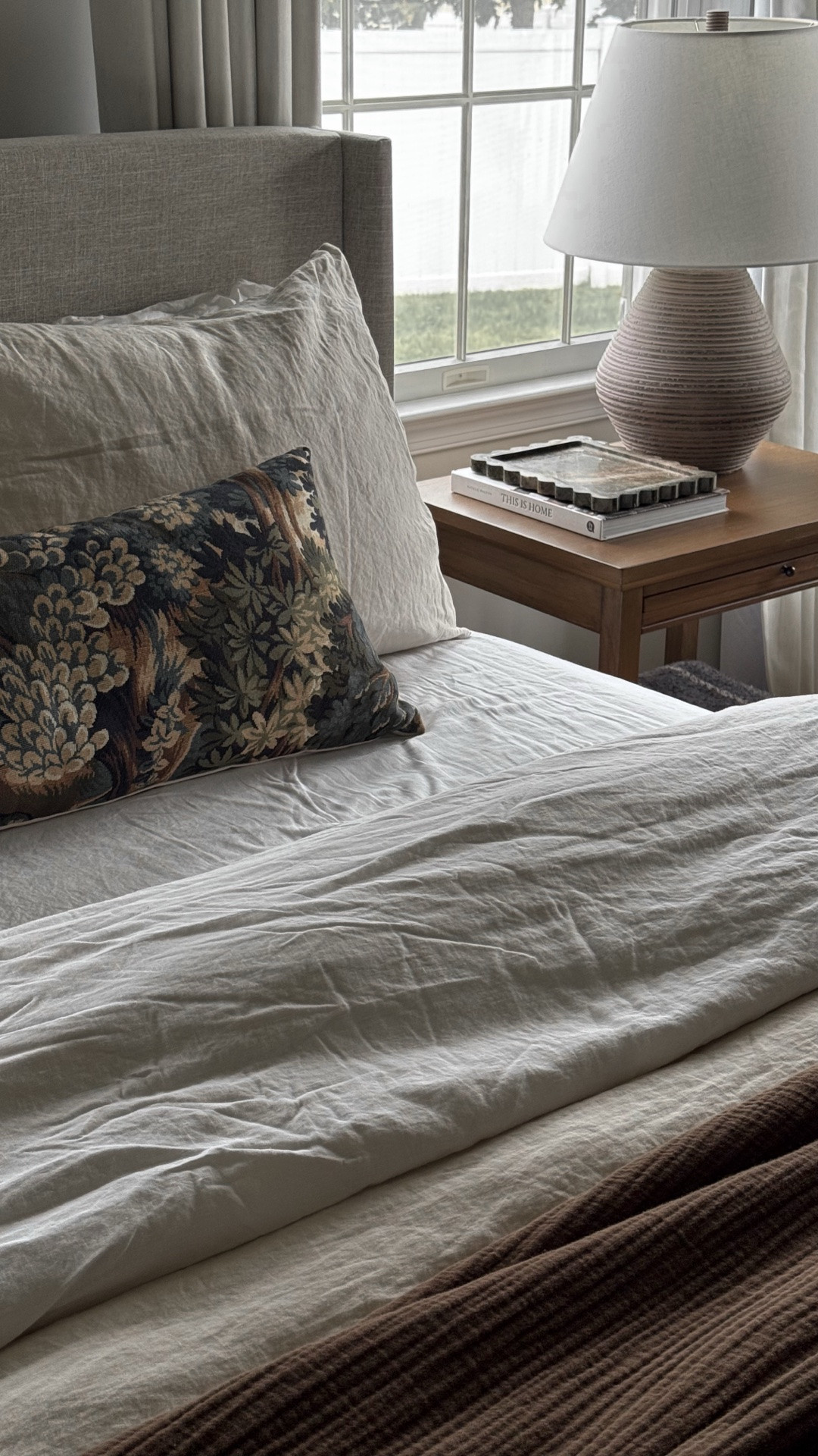 #ad Making the guest room smell as good as it looks. Here are the bedding details:

European linen sheet set in White
European linen duvet set in Sand
Organic cotton gauze blanket in Chocolate

#quincepartner #bedding #guestbedroom

#LTKHome