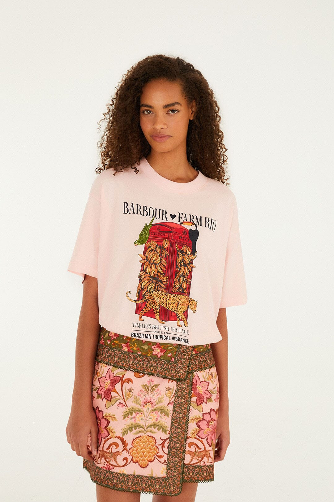 Maria Clara Graphic T-Shirt | FARM Rio | FarmRio (US)