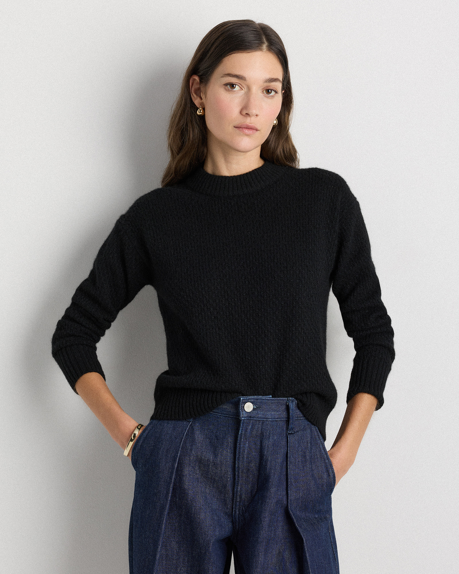 Quince | Women's 100% Yak Wool Diamond Stitch Crew Neck Alpaca Sweater in Black, Size Medium | Quince