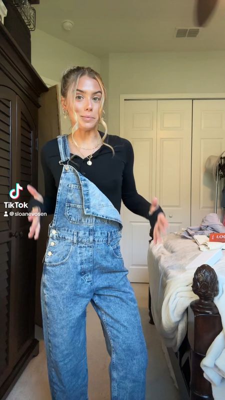 Free people We The Free Ziggy Denim Overalls wearing size XS. @freepeople #freepeople  

#LTKFestival #LTKfindsunder100 #LTKVideo