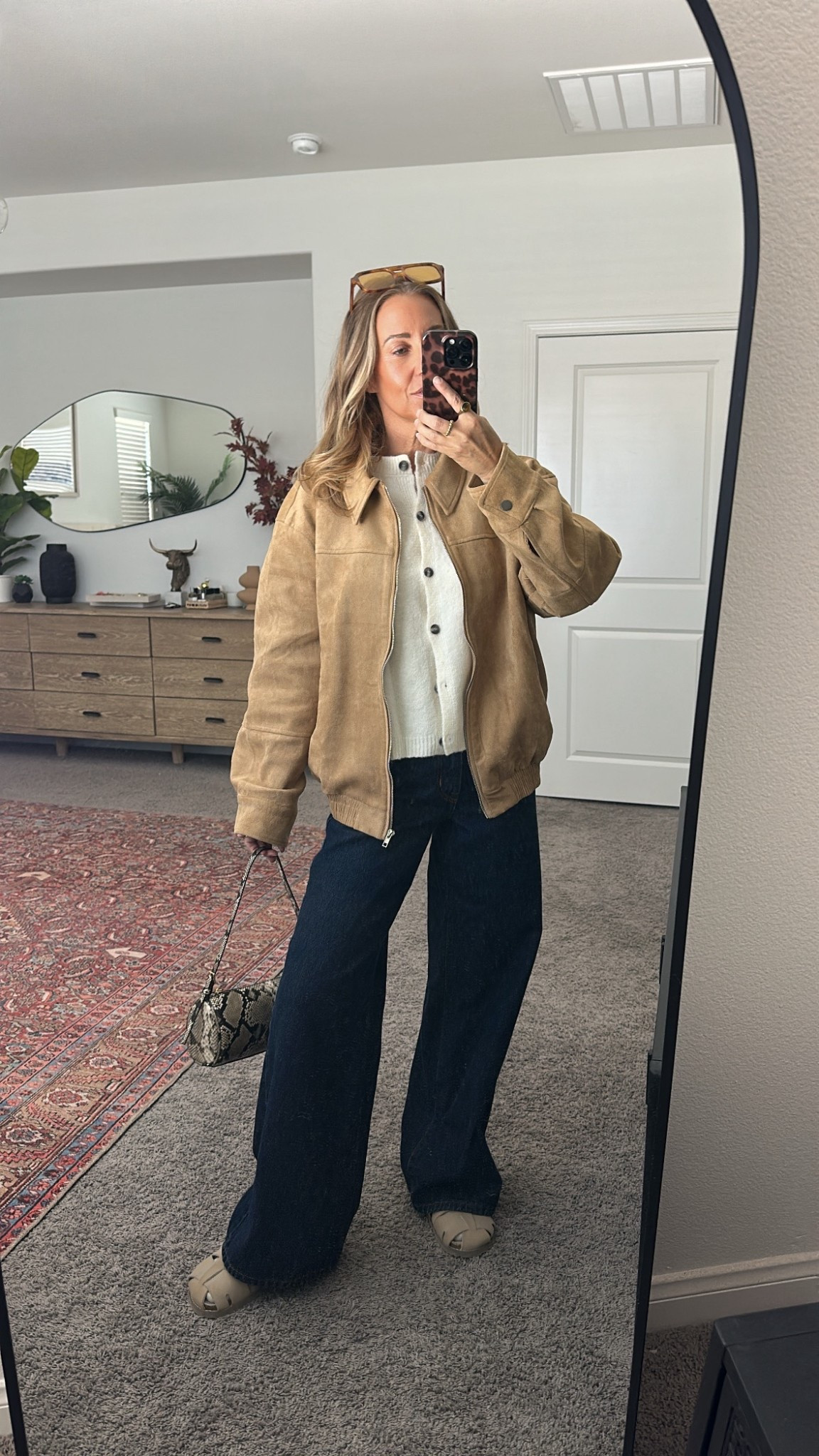 Outfit of the day for the chilly weather 

#LTKHoliday #LTKFindsUnder100