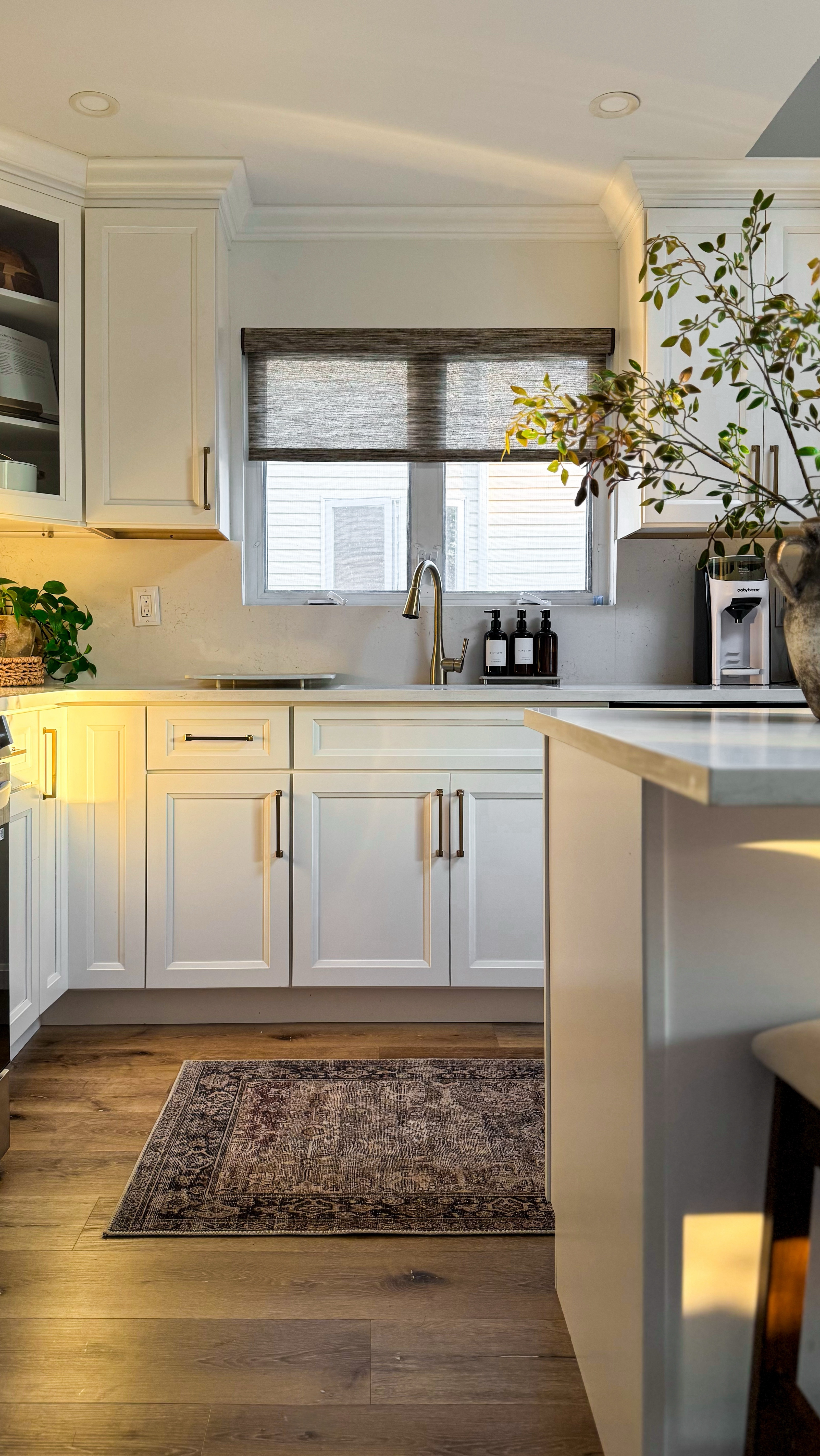In my never-ending quest to organize every nook and cranny of this house, I partnered with @lamuhome for these two-tier organizer drawers. They’ve made such an impact under both my kitchen (seen here) and bathroom sinks! To shop, hit the link in my bio (and in story highlights)!

#LamuHome #OrganizeWithMe #Organization #LetsGetOrganized #FYP #Explore #Discover #Reels #Home #HomeLiving #OrganizeInStyle