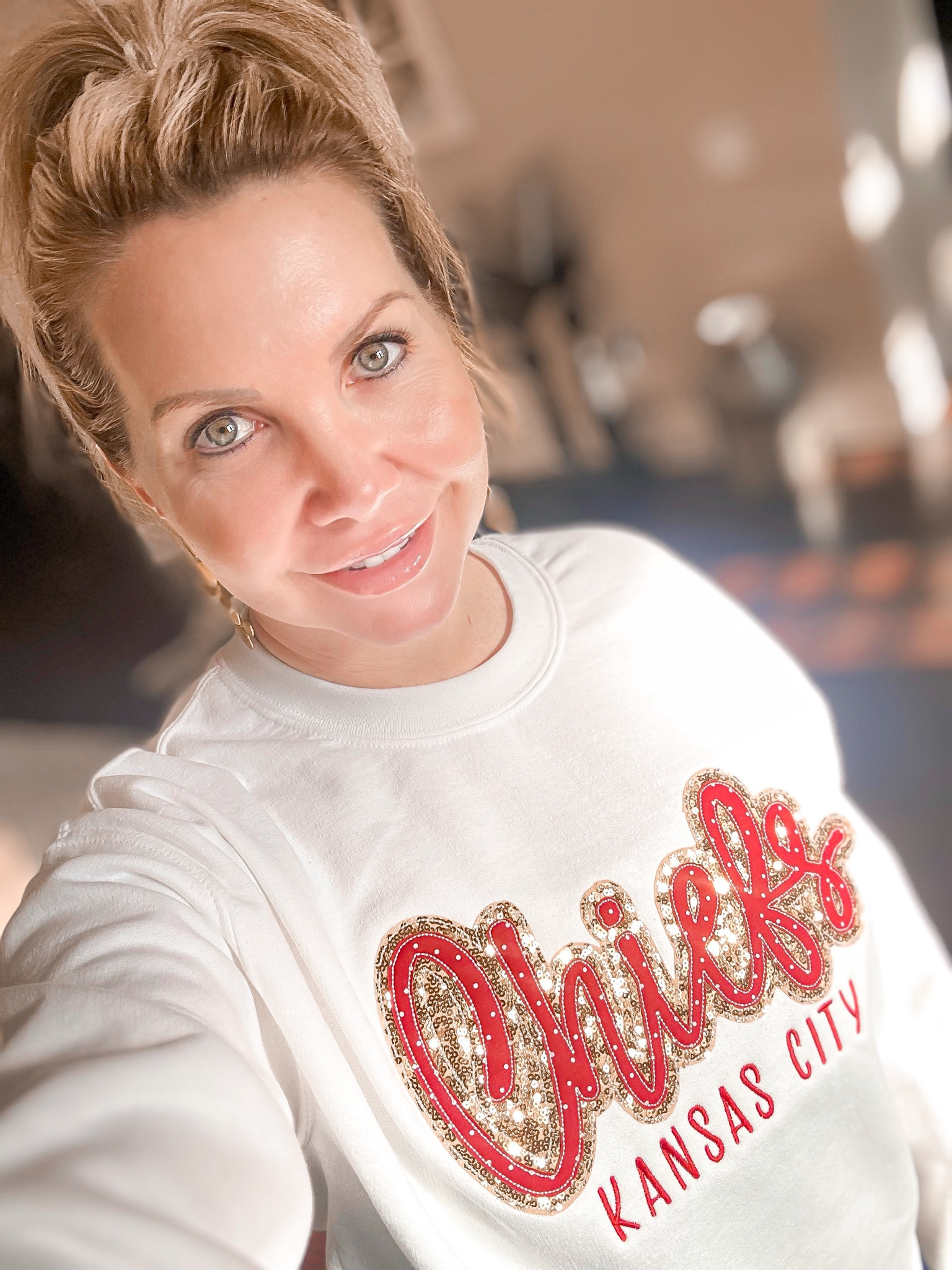 Super Bowl ready! A special thanks to WhiskeyStitchCompany on Esty for the customized sweatshirt! Check her shop out- you won’t be disappointed! #SuperBowl #KansasCity #chiefs

#LTKParties #LTKSaleAlert #LTKFindsUnder100