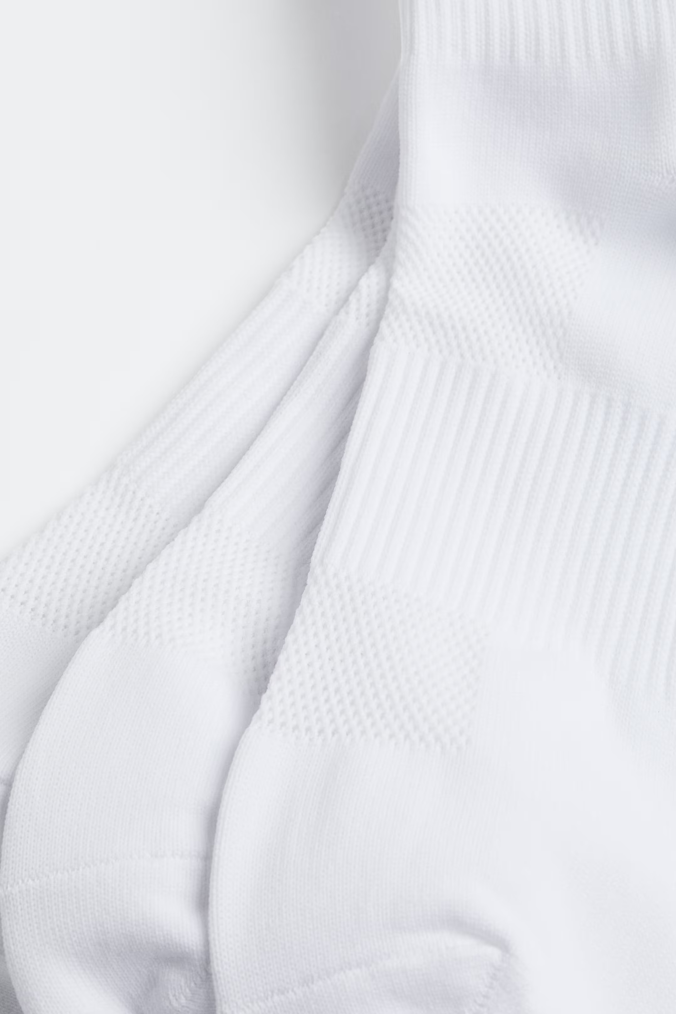 5-pack Sports Socks in DryMove™ | H&M (US + CA)