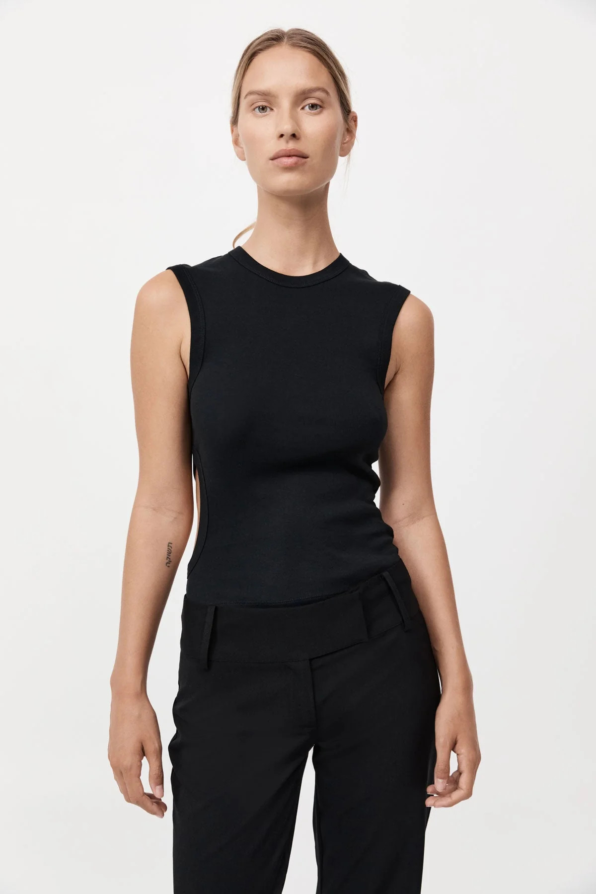 Organic Cotton Cut Out Tank - Jet Black | St. Agni (US, UK, EU)