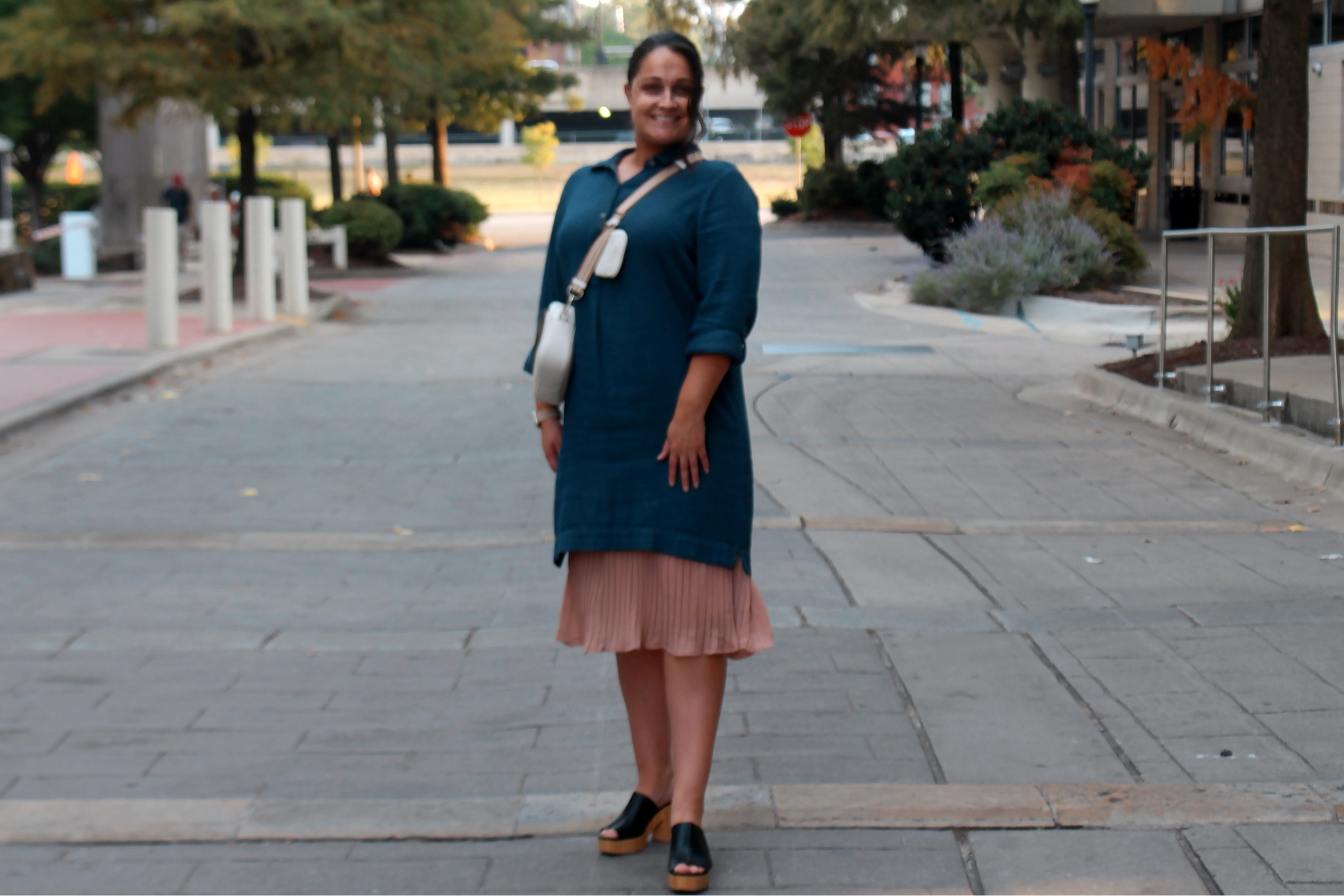 Not the same shirt dress cause I couldn’t find but the next best. So cute 😍😍



#LTKstyletip #LTKSeasonal #LTKfamily