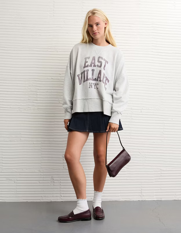 AE Big Hug Graphic Sweatshirt | American Eagle Outfitters (US & CA)