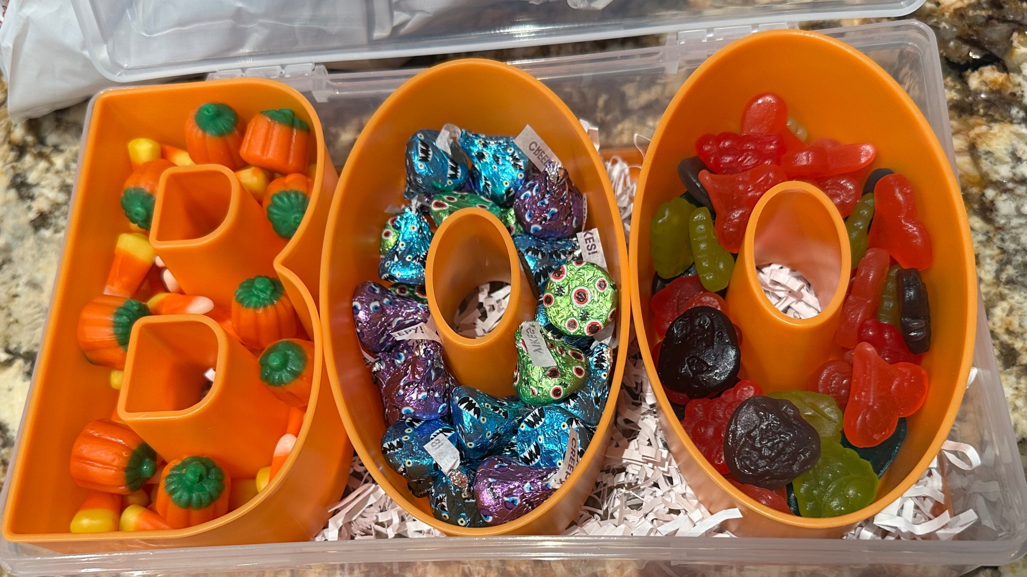 Making a candy display for the kids for their pumpkin carving date 🎃👻🤍

#LTKHalloween #LTKKids #LTKFindsUnder50