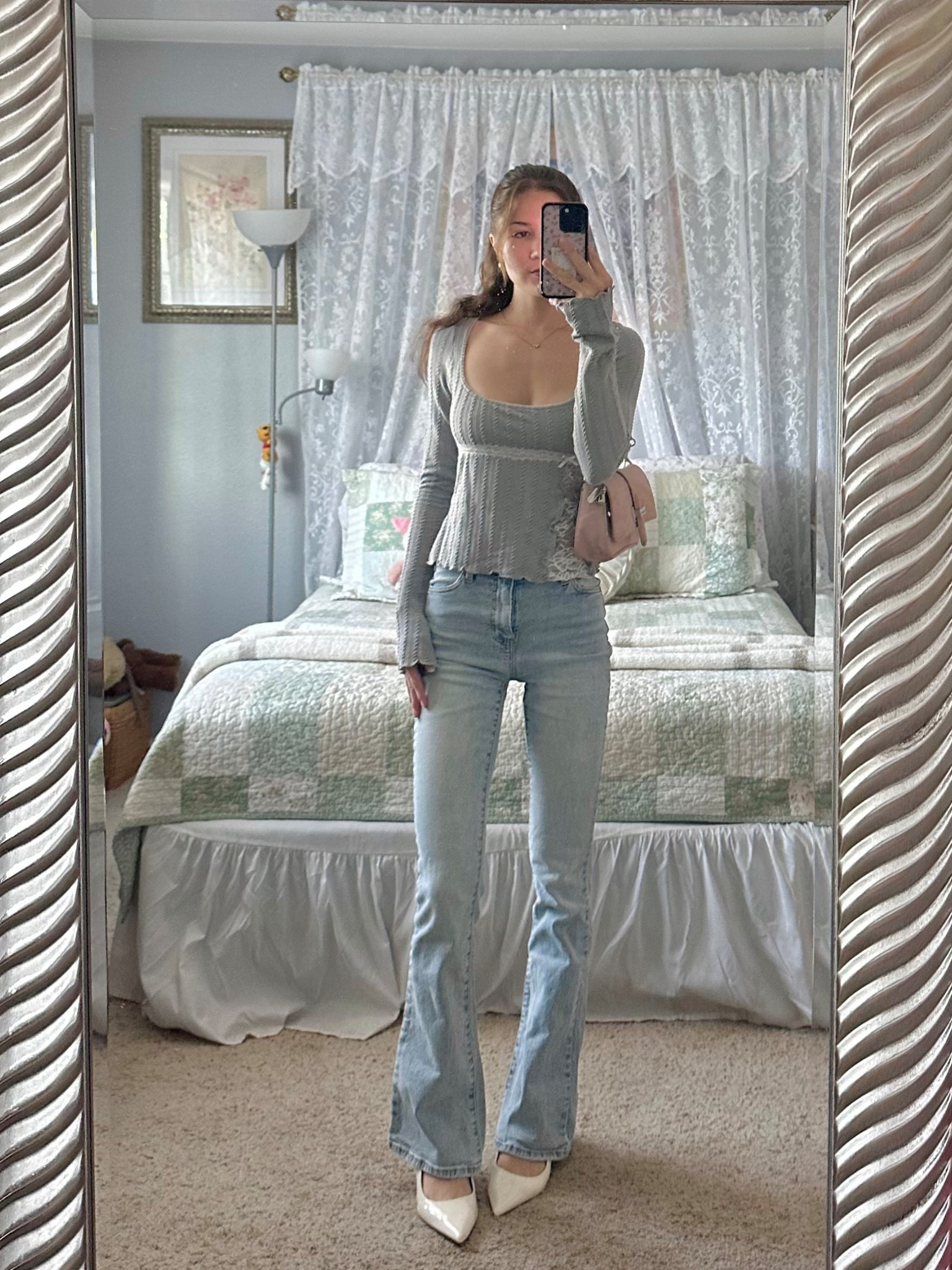 girly outfit 🩰🫶🏻

#LTKBeauty #LTKStyleTip #LTKPetite