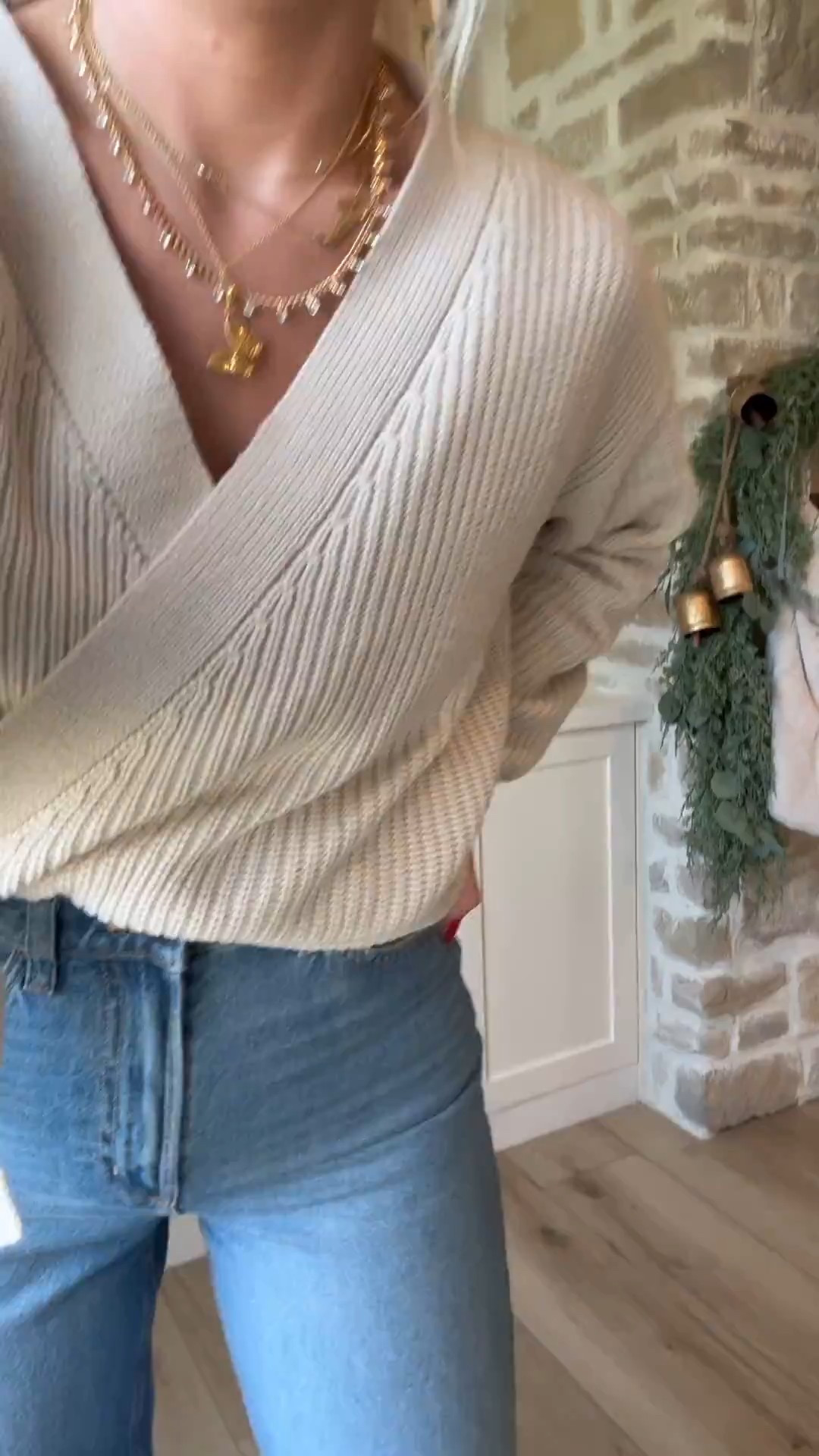 This sweater is perfect for the holidays and more! 

#LTKFindsUnder50 #LTKFindsUnder100 #LTKootd