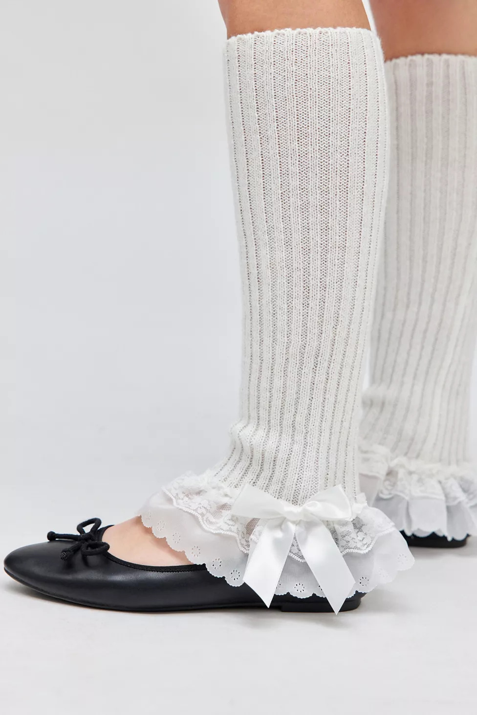 Femme Frill Ribbed Legwarmers | Urban Outfitters (US and RoW)