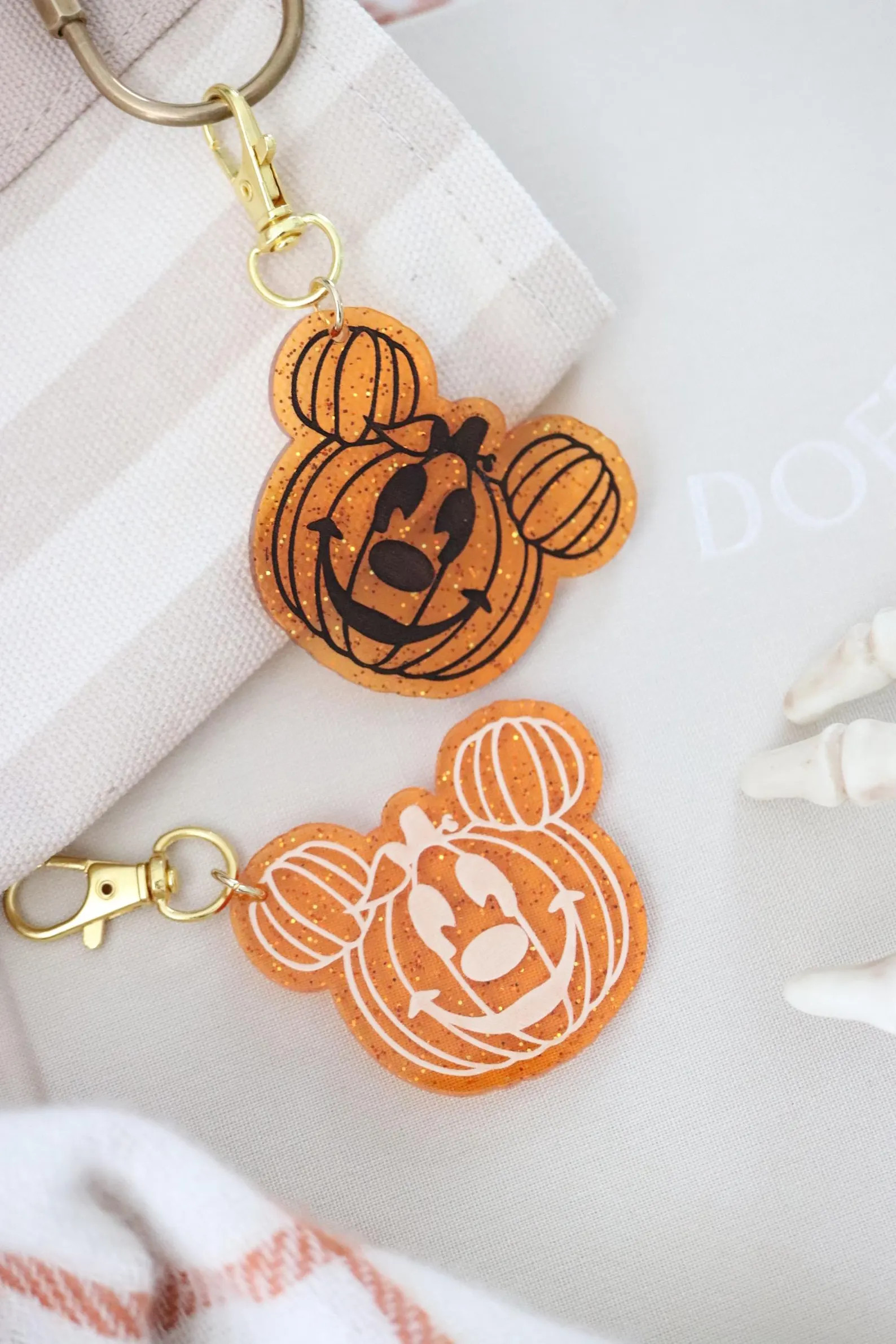 Glitter Mouse Jack-o-Lantern Bag Charm/ Keychain | Etsy (Global)