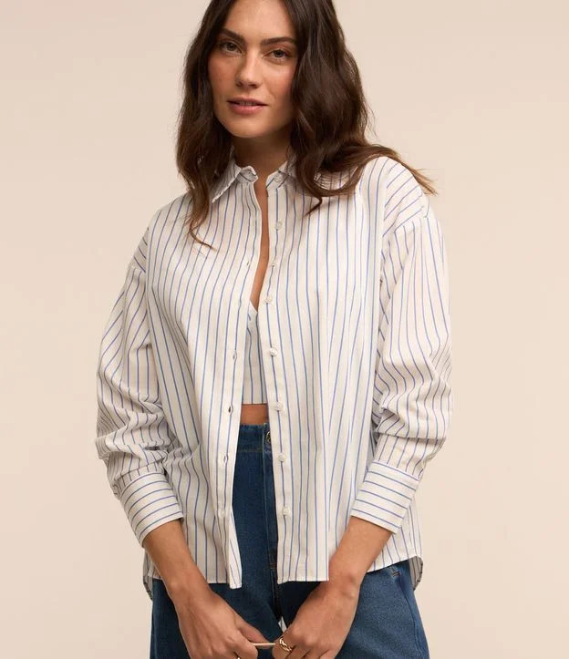 Camisa Alongada em Tricoline com Listras em Fio Tinto Branco/Azul - Lojas Renner | Renner (BR)
