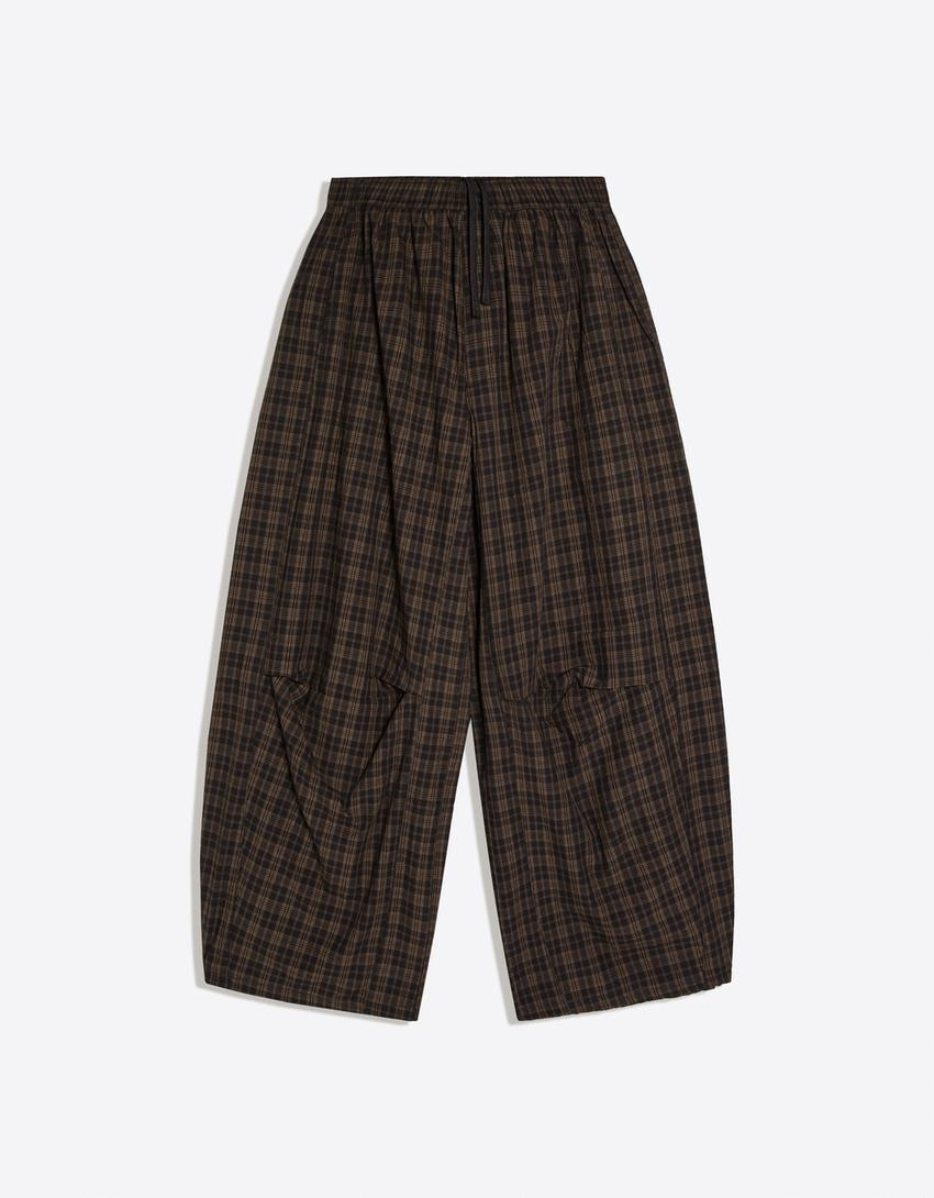Checked barrel trousers | Bershka UK