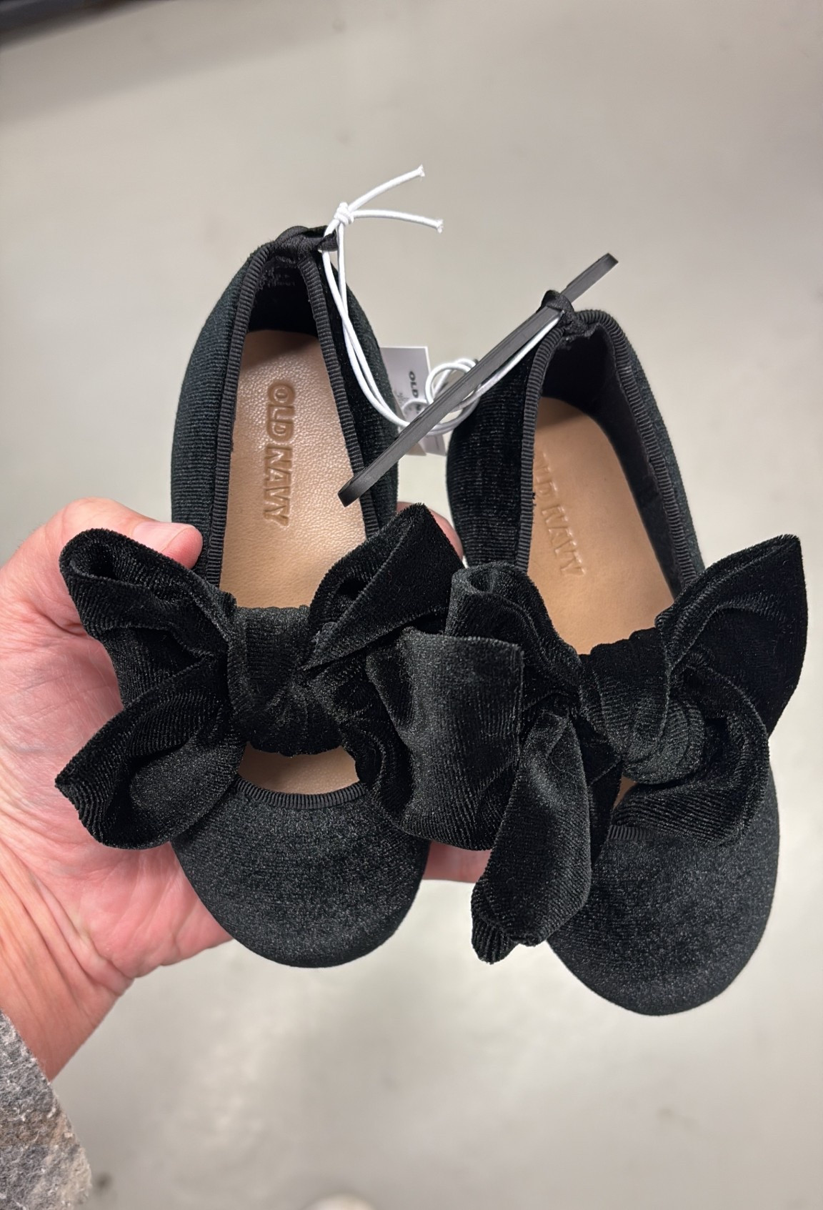 The cutest bow shoes for my little girl. 

Old Navy
Christmas outfit
Kids clothes
Kids shoes
Dress shoes 

#LTKkids #LTKholiday #LTKshoes