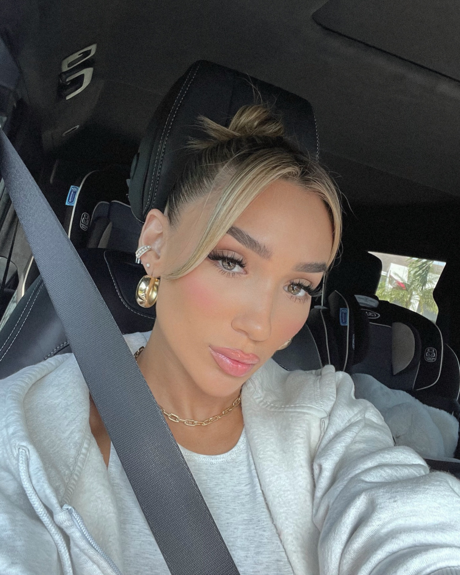 One of my most asked question is “what is your lip combo?” 💄 
I’m telling you girls this lip liner and lip gloss duo will get you so many compliments! ✨

Makeup tips, lip combo, makeup must haves, makeup tutorial, beauty tips, beauty hacks 

#LTKbeauty