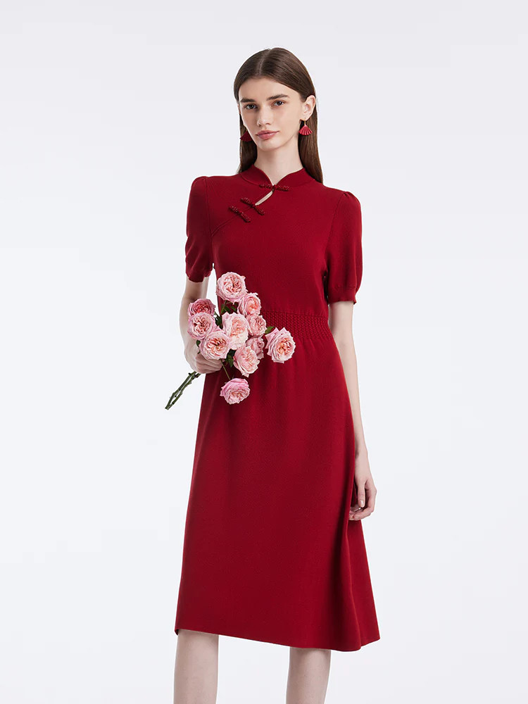 New Chinese-Style Mandarin Collar Knitted Women Midi Qipao Dress - Chili Red / XS | GOELIA