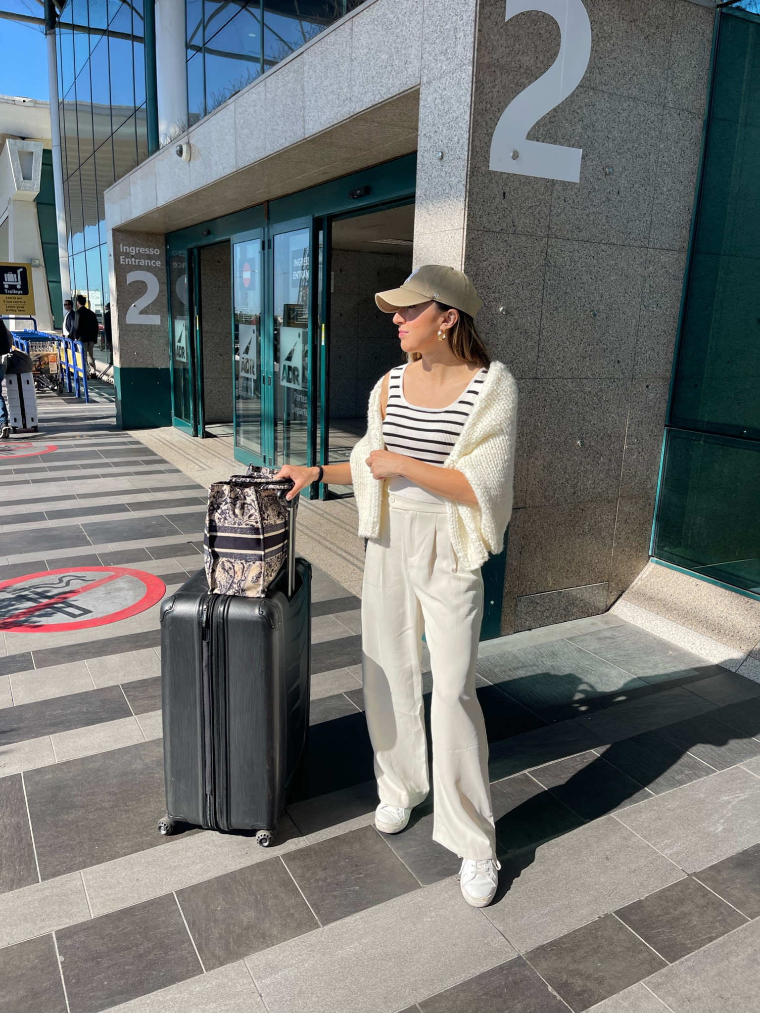 The perfect travel outfit ✈️

#LTKtravel #LTKunder100 #LTKeurope