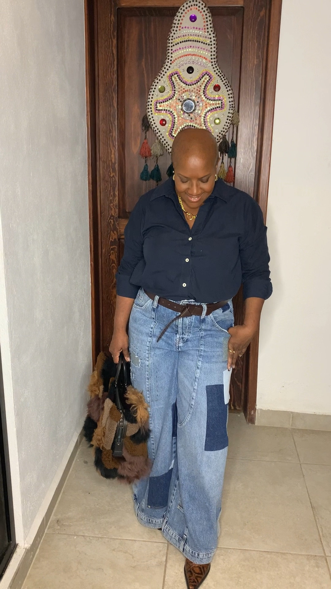 Fall Essential: The Button-Down Shirt 🍂✨

One of my all-time staples is the button-down shirt — versatile, chic, and perfect for layering in fall.

In this video, I styled two of my favorites: a navy blue and a satin blend in chocolate brown. I love pairing them with wide-leg denim, suede boots, and a statement bag for a polished yet comfortable look.

All of these pieces (and similar ones if they’re no longer available) are linked for you to shop.


#LTKOver40 #LTKItBag #LTKMidsize