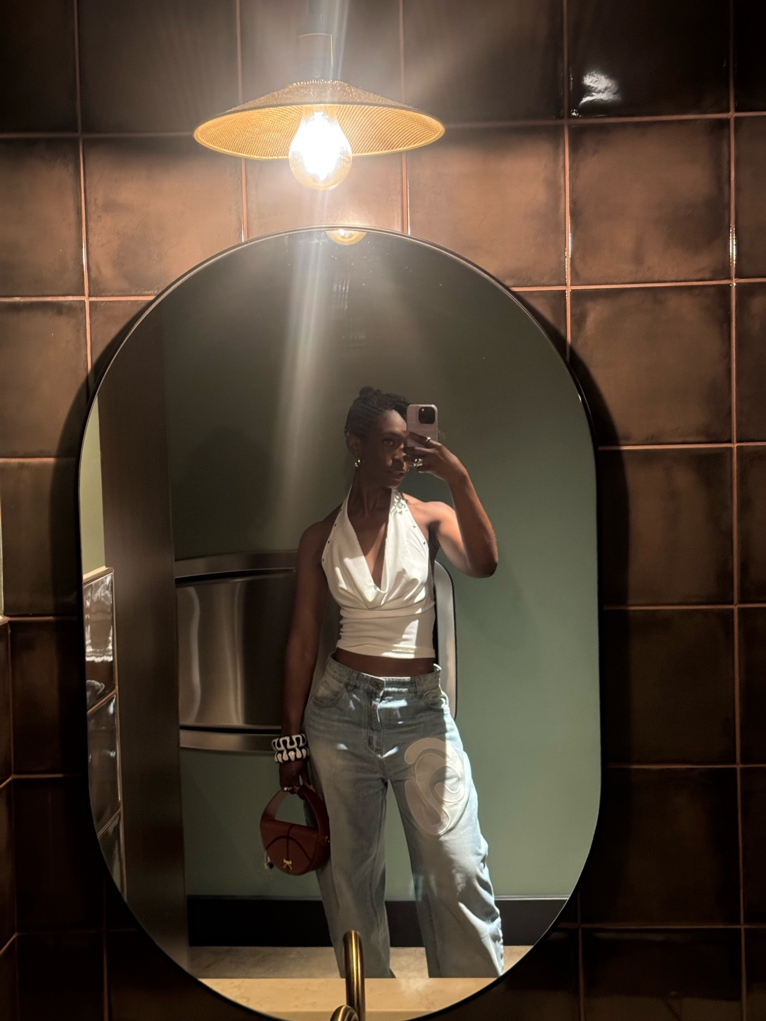 Rainbow  has been getting all my money lately. Love this halter top from them paired with my @KAl COLLECTIVE barrel jeans.

Since it's playoffs, I had to carry my @KARRICA.CO basketball bag 💁🏾‍♀️🏀

Top: https://on.ltk.com/+Q4Ga6_AKIfn1kTJnANLjxA
Jeans: https://go.shopmy.us/p-59238578
Bag: https://on.ltk.com/+-_yGkqs6lYu2KeZQjj2OYQ


#fyp #nba2k #nbaplayoffs #courtsideseats #OOTD
cool basic outfit ideas with clothes you have cute game day outfit women

#LTKdayinmylife #LTKootd #LTKTall