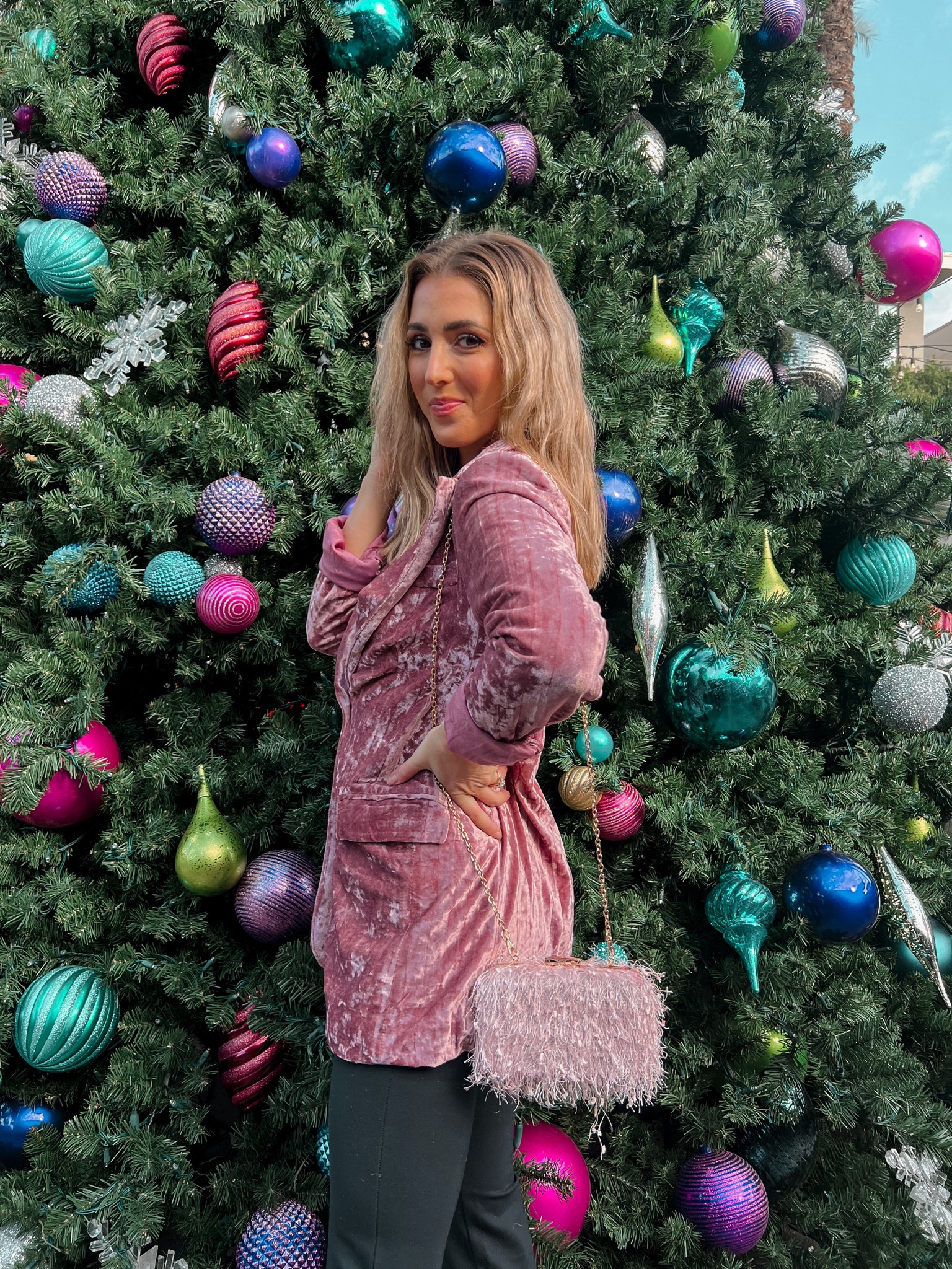 
New pink velvet blazer runs TTS (I’m in a small, XS would also have worked). Perfect for holiday! Black ponte ankle pants are an abercrombie find and they’re so comfy. I did an XS and they fit well. Heels are an Amazon find and run TTS! Under $50. Bag is linked

Amazon shoes, amazon fashion, affordable fashion, vici dolls, blazer, holiday outfit, affordable purse, holiday outfit idea 

#LTKxAF #LTKHoliday #LTKunder100