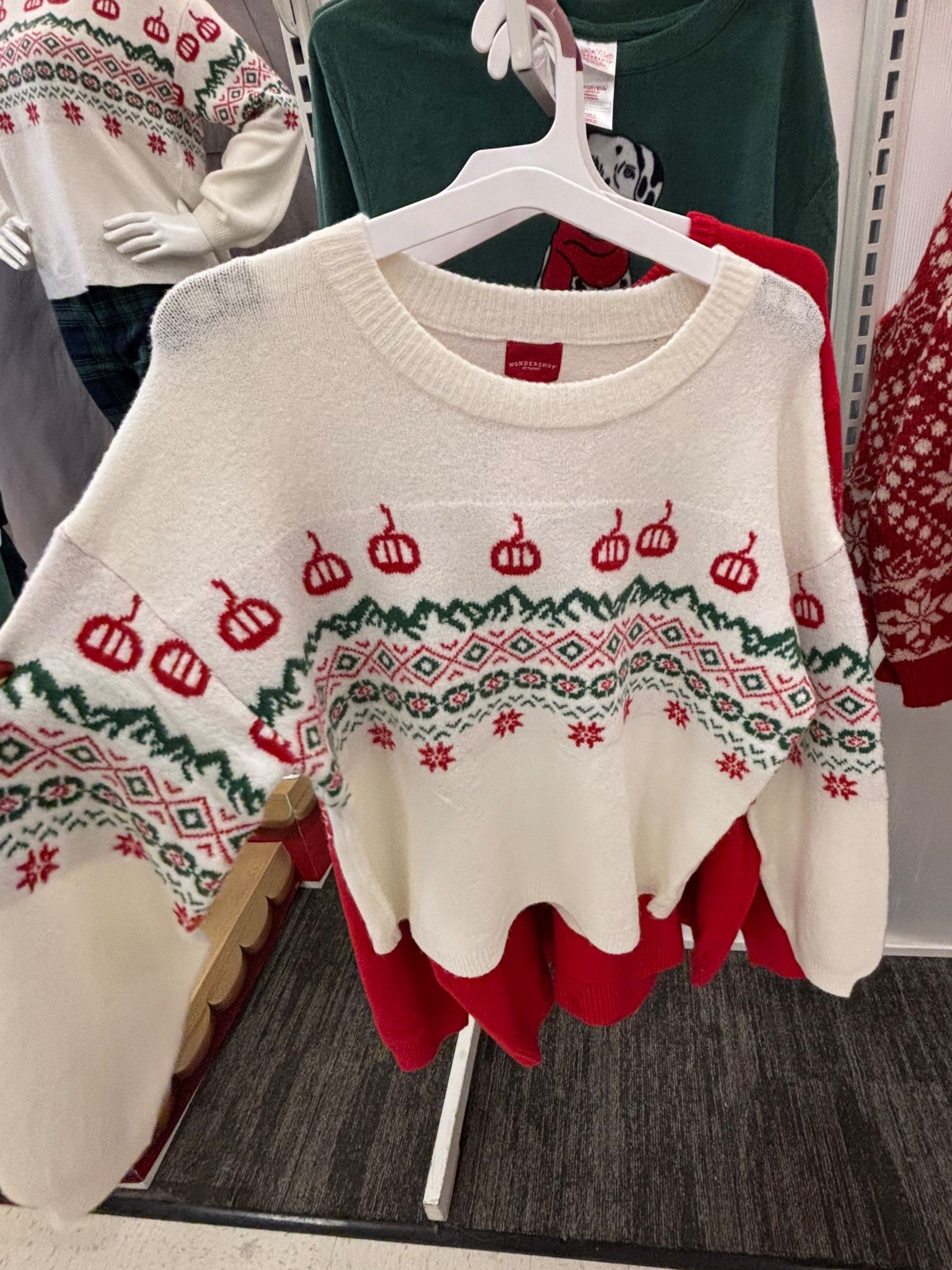 Holiday sweater 


#LTKGiftGuide #LTKFindsUnder50 #LTKHoliday