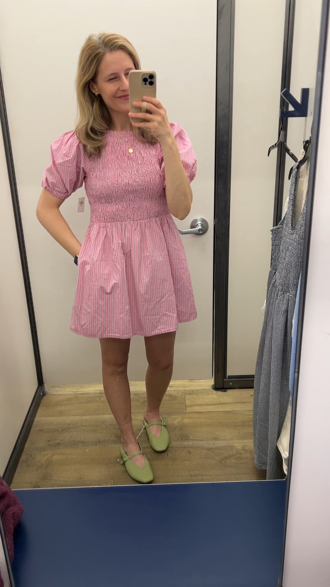 Old Navy dress, wanted to love this but it was too short on me. Also tight although stretchy, I’m in a small, would prefer a medium. 