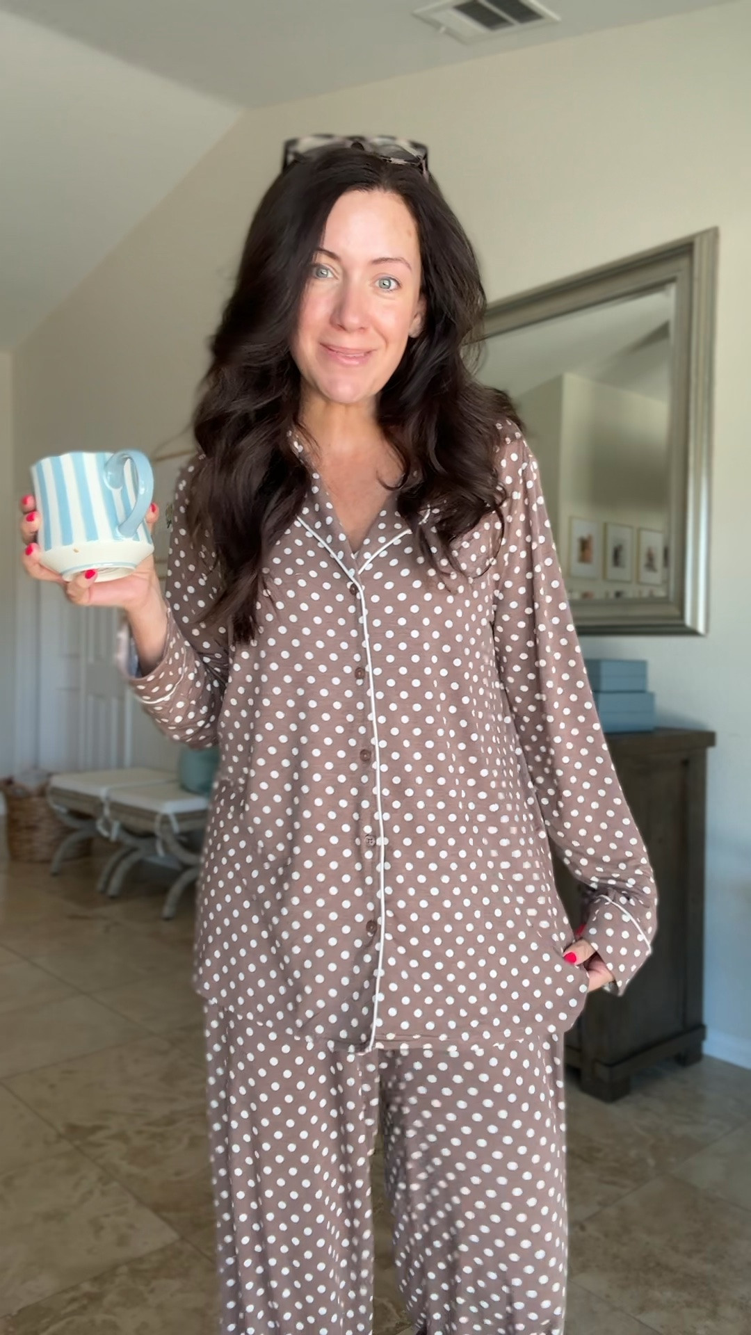 A purchase I’m so happy about from the Nordstrom anniversary sale!!! Wearing a medium

#LTKSaleAlert #LTKmomlife #LTKgrwm