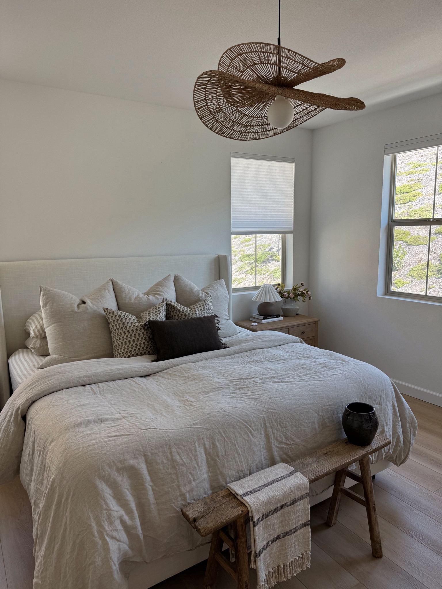 bedroom links ☁️



#LTKFamily #LTKHome #LTKSeasonal