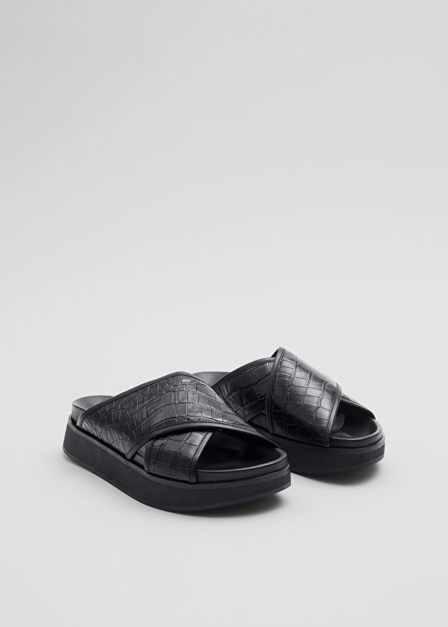 Plateau-Slides aus Leder | & Other Stories (DE + FR)