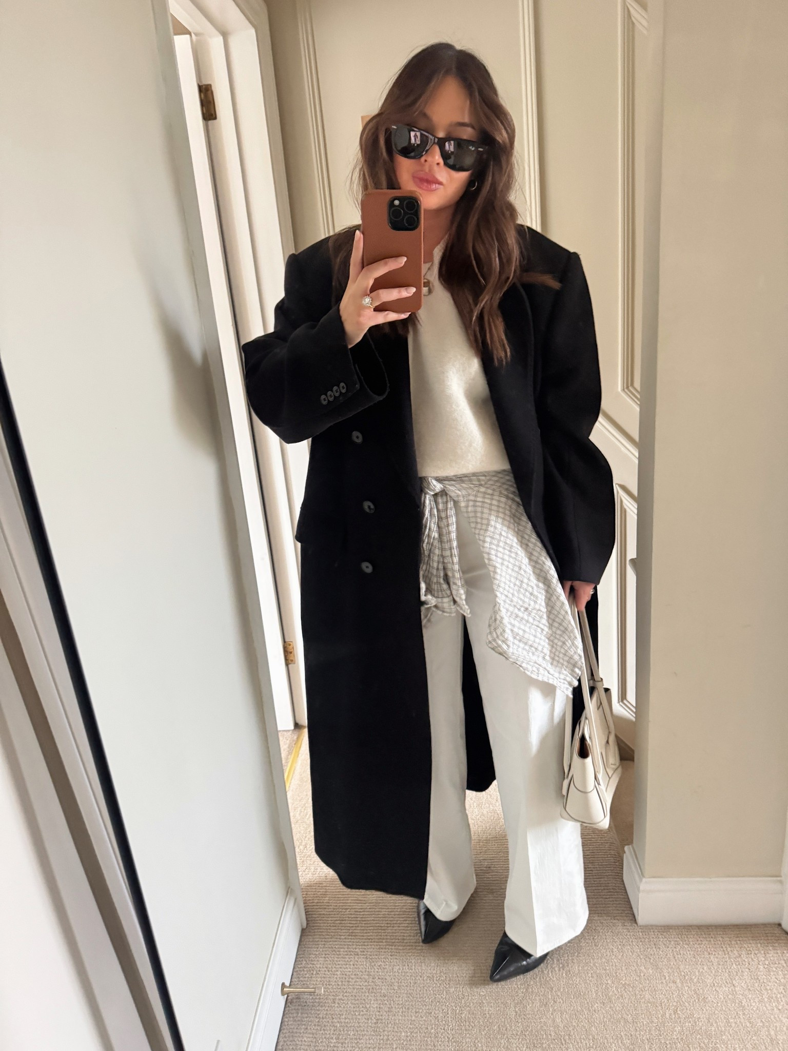 Winter whites and big coat energy 🤍 #coatstyle #blackcoat #whitejeans 

#LTKuk #LTKwinter